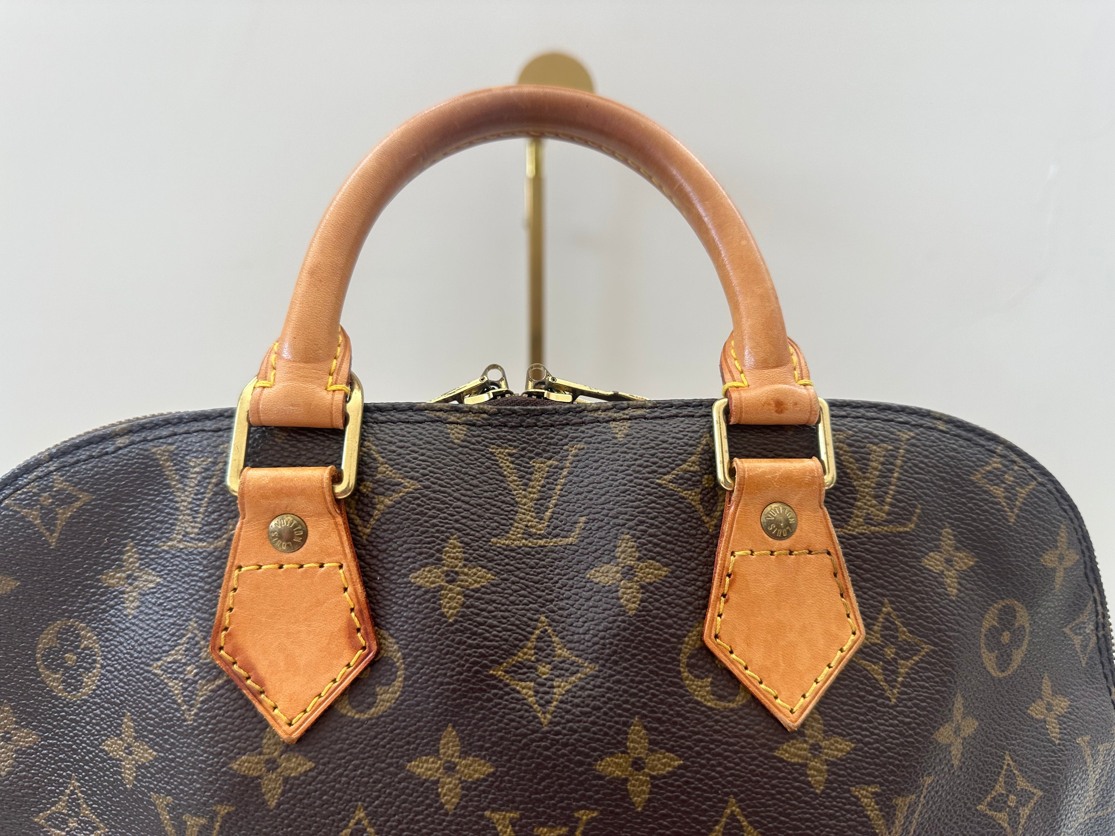 Louis Vuitton Alma