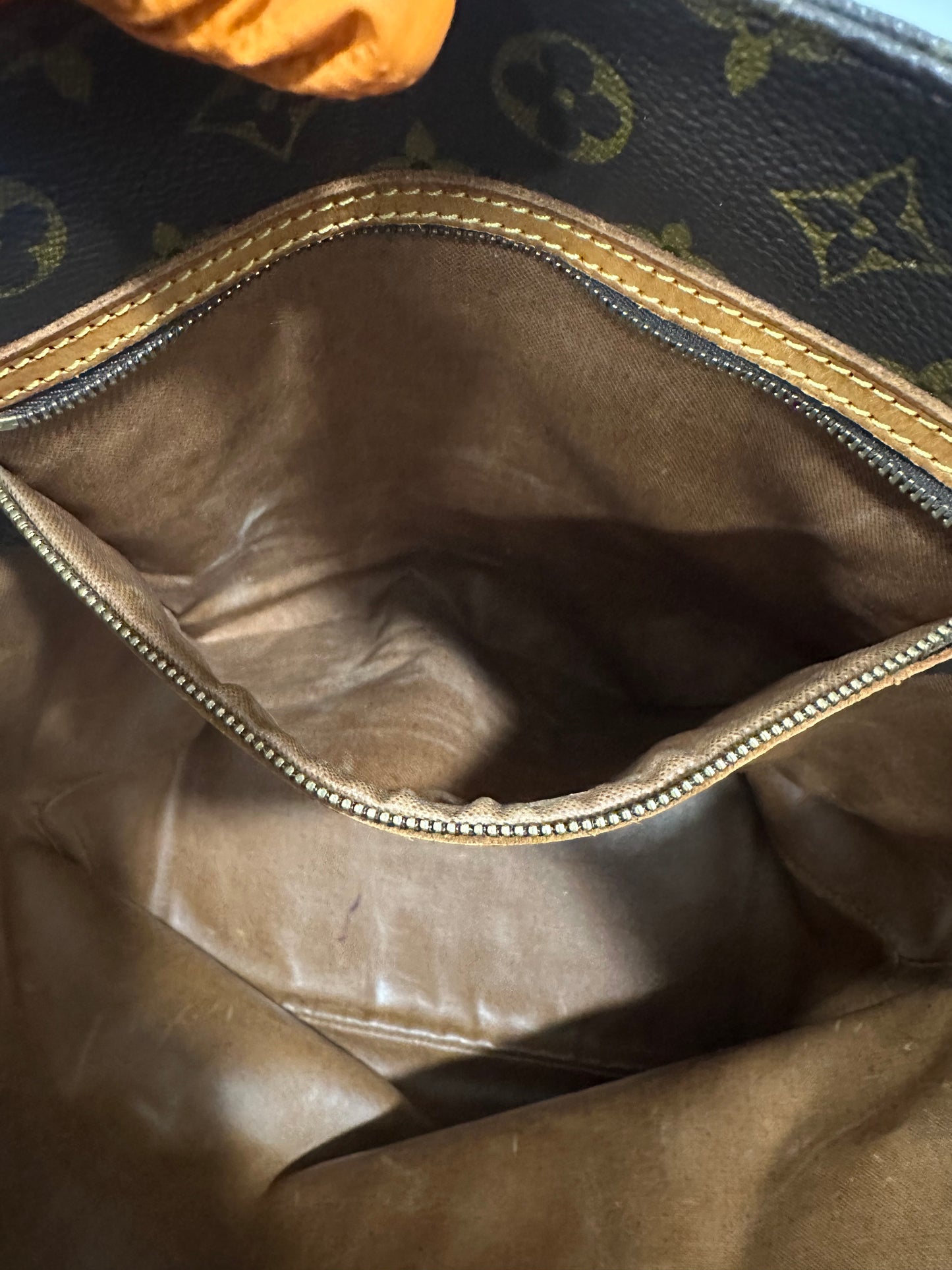 017915 - Louis Vuitton Sac Shopping