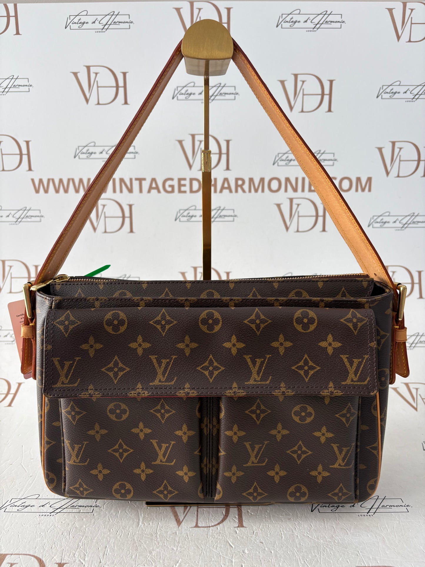 017103 - Louis Vuitton Viva Cite GM