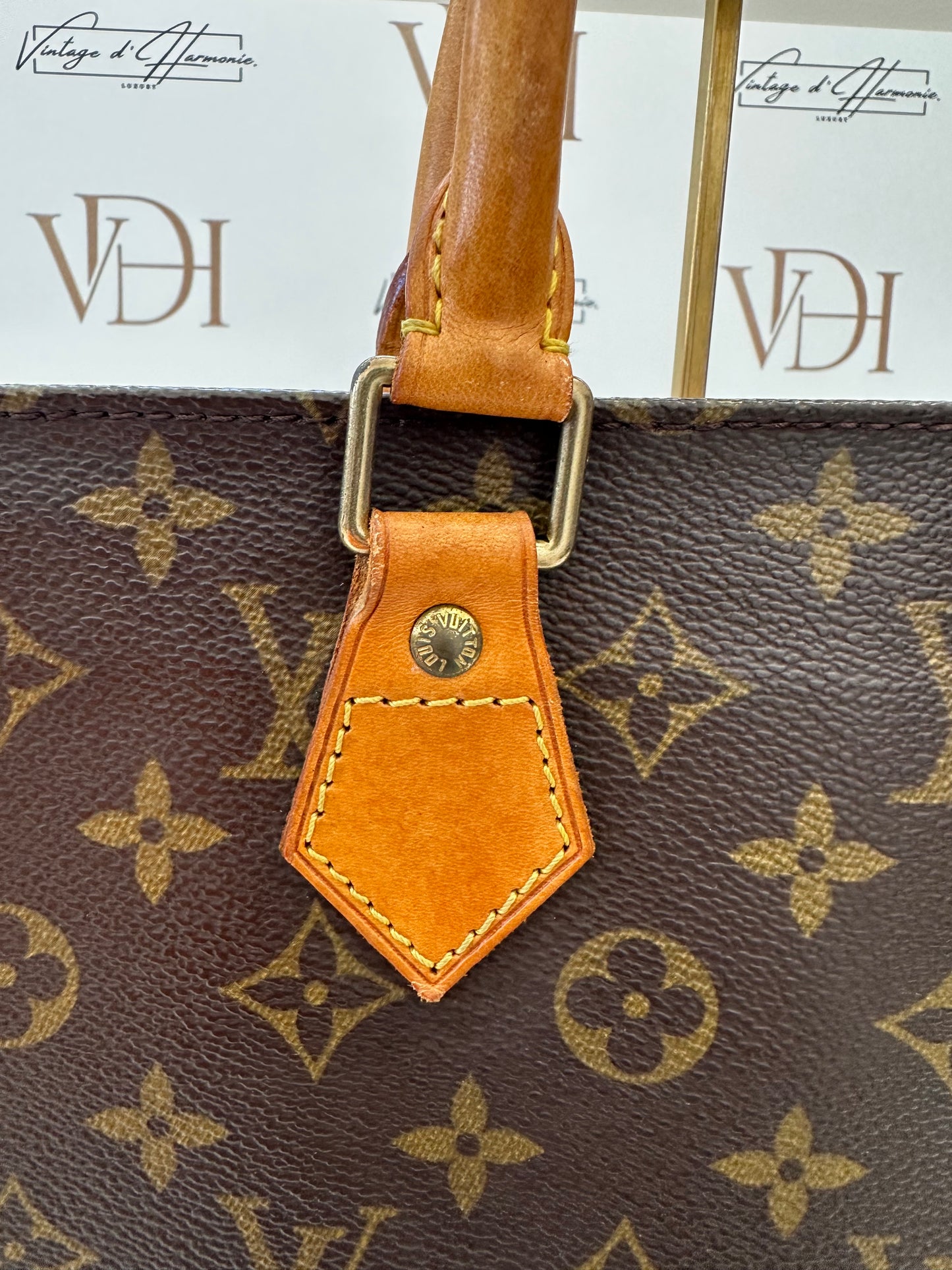 017774 - Louis Vuitton Sac Plat