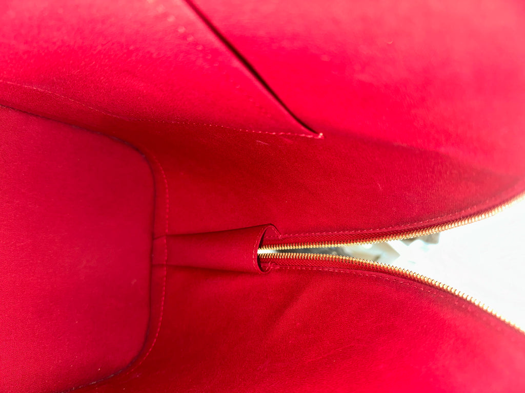 Louis Vuitton Alma GM Vernis Red