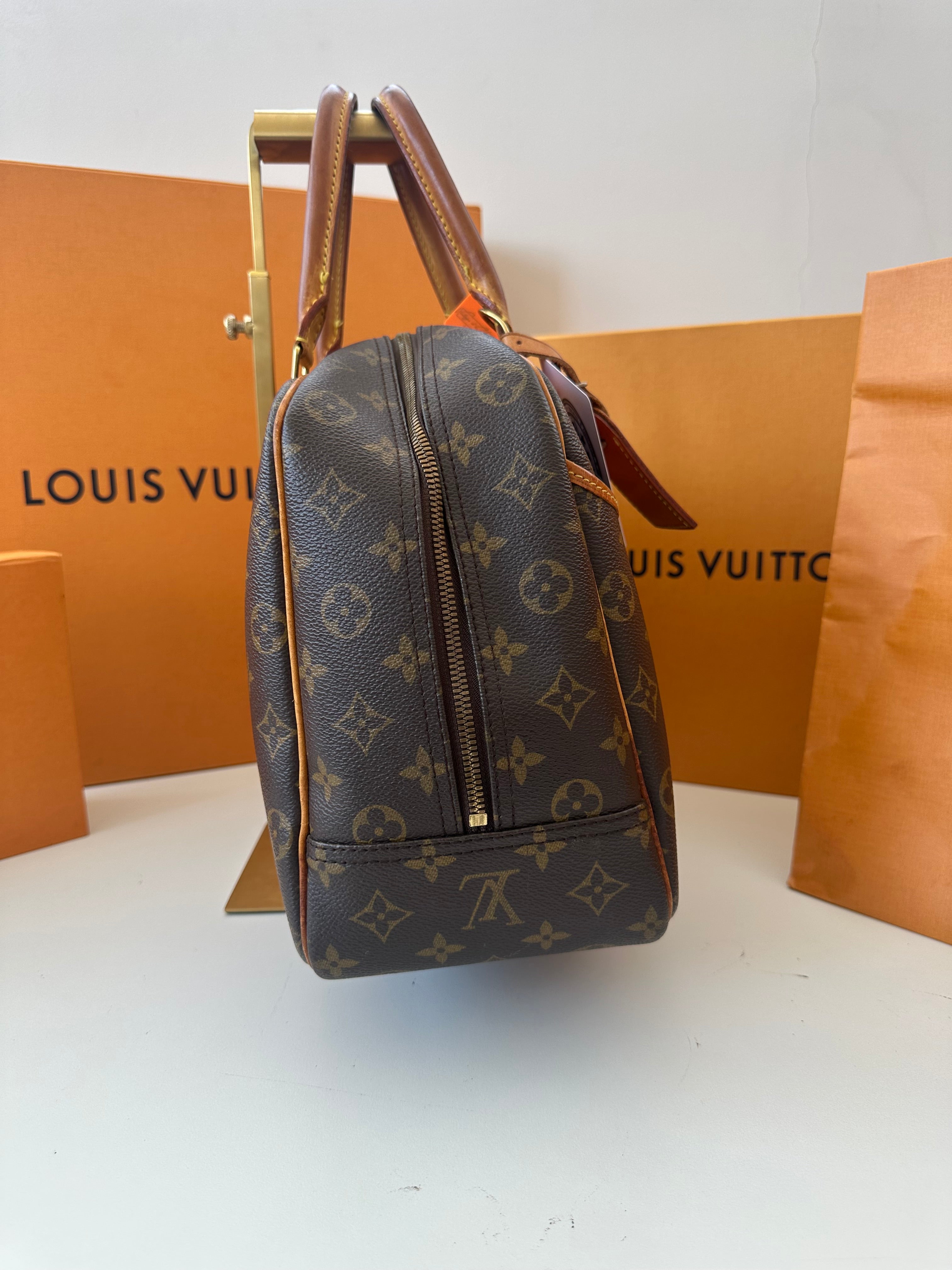 Louis Vuitton Deauville