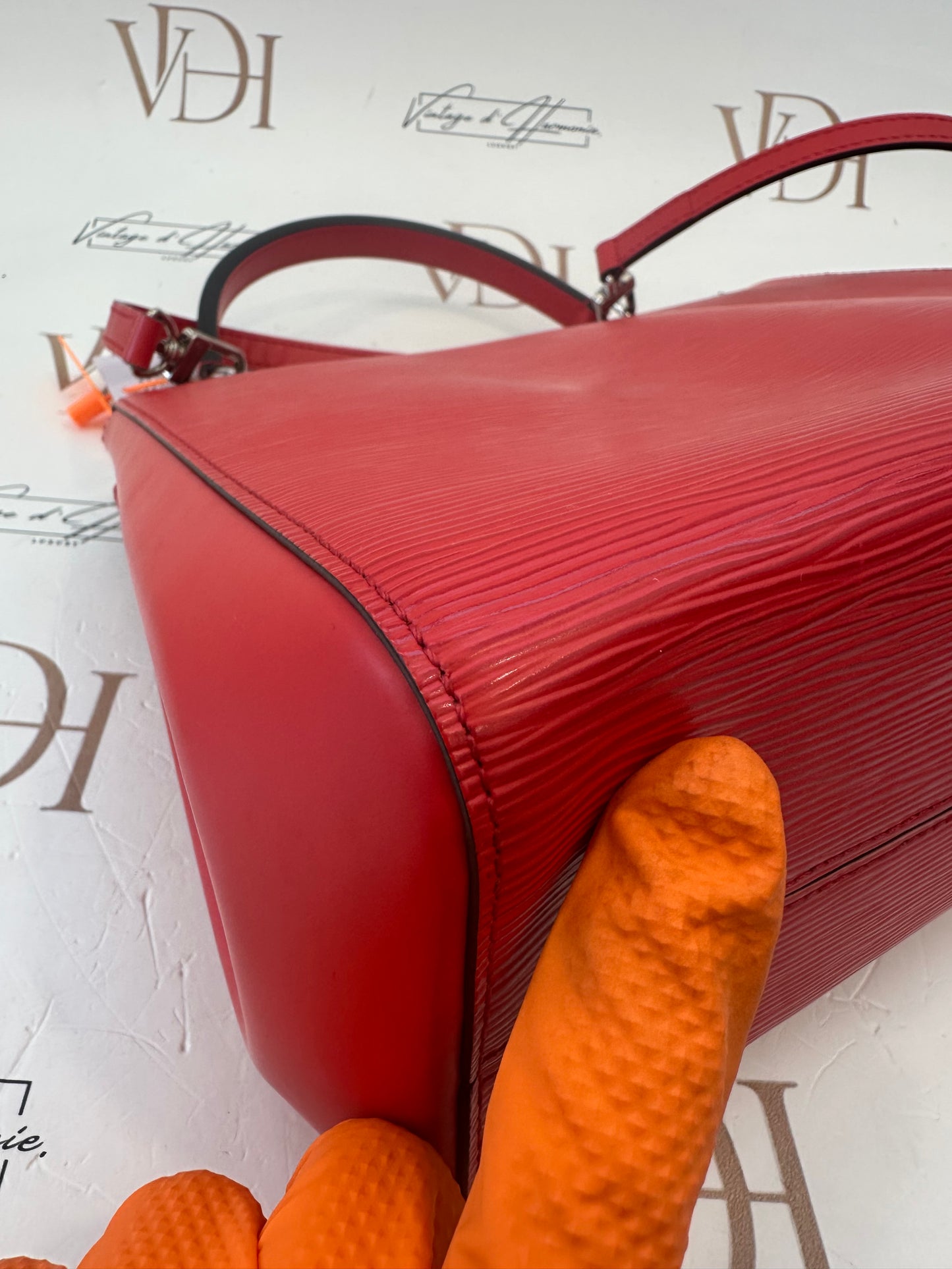 382649 - Louis Vuitton Cluny