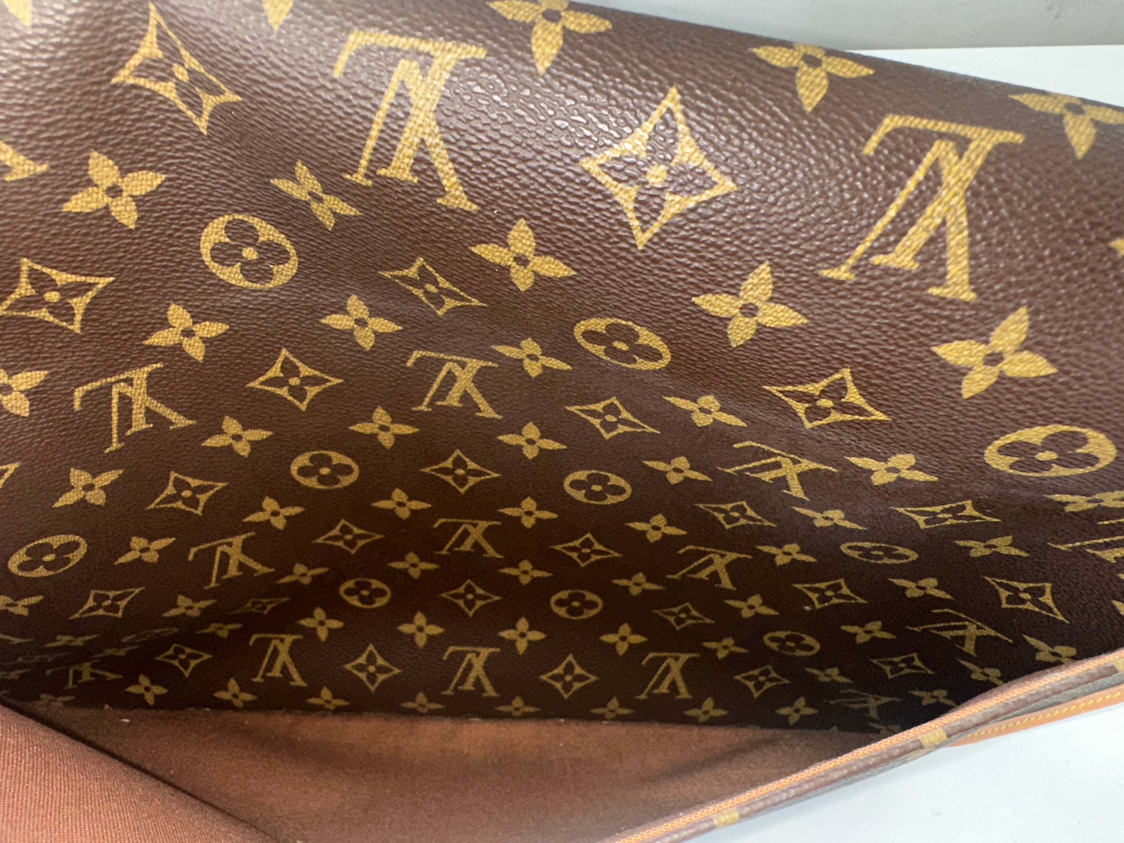 Louis Vuitton Messenger GM