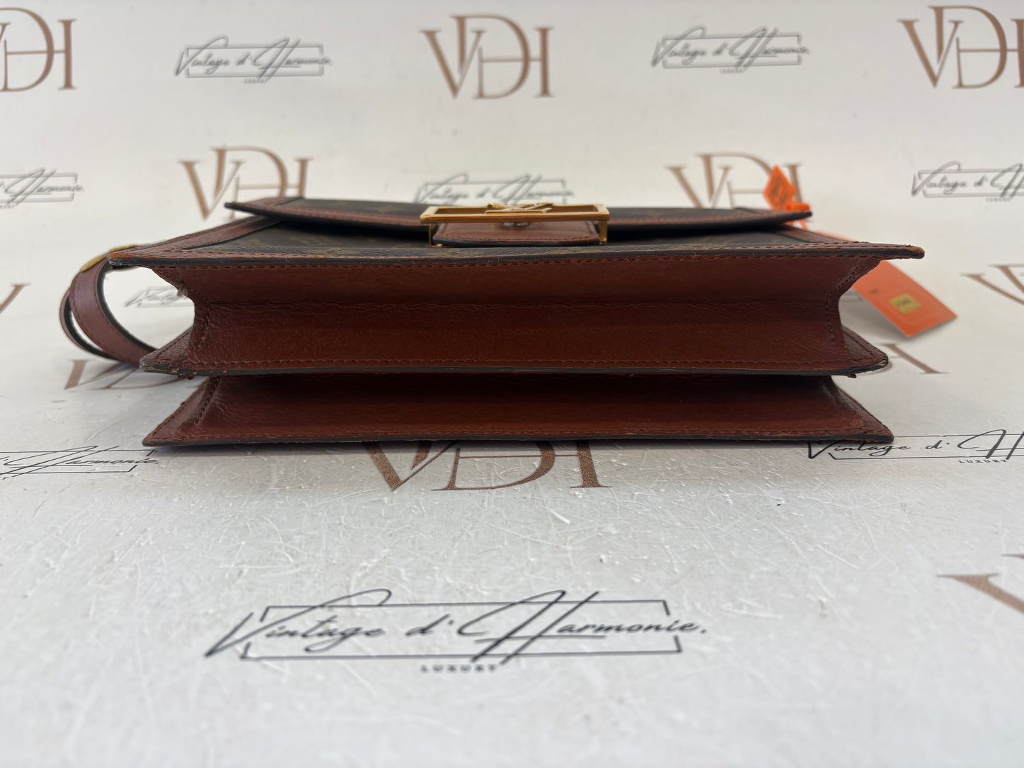 018845 - Louis Vuitton Sac Dauphine