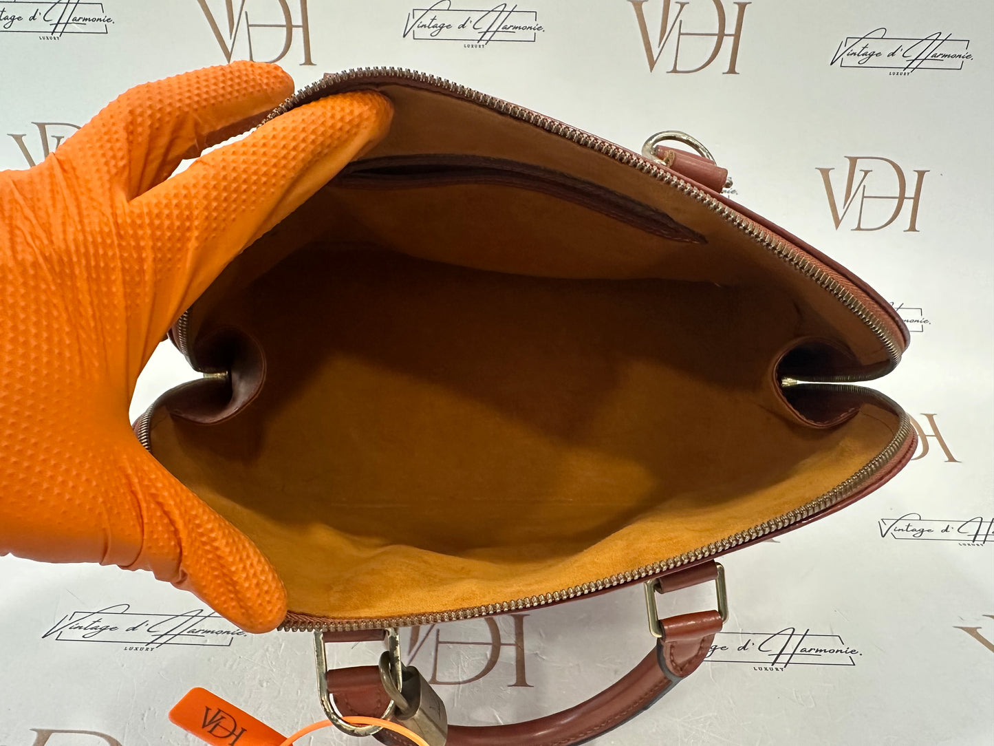 383166 - Louis Vuitton Alma