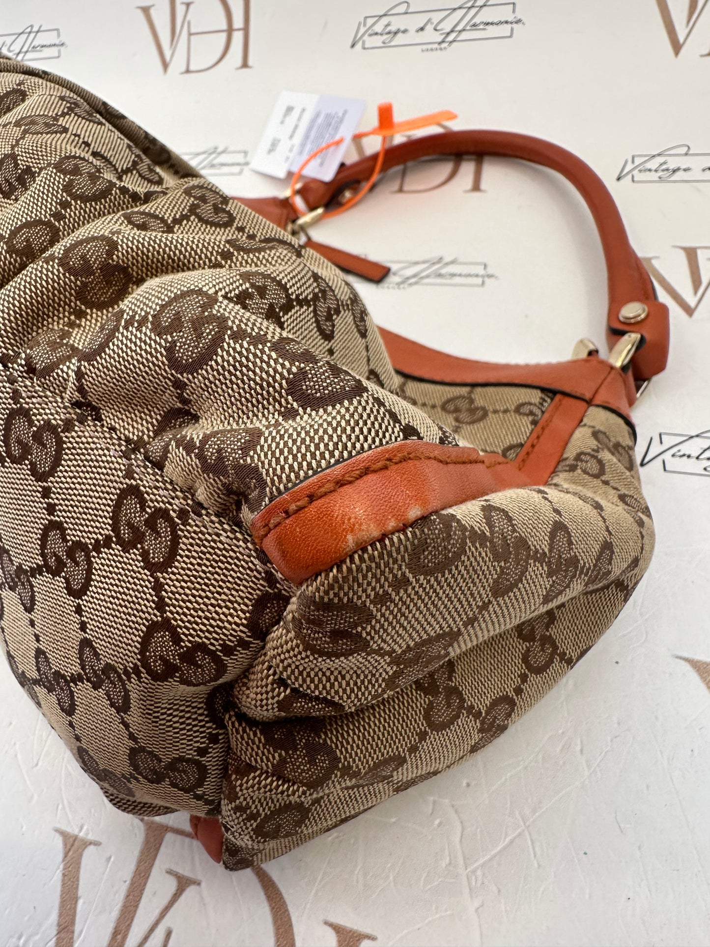 382519 - Gucci Abbey