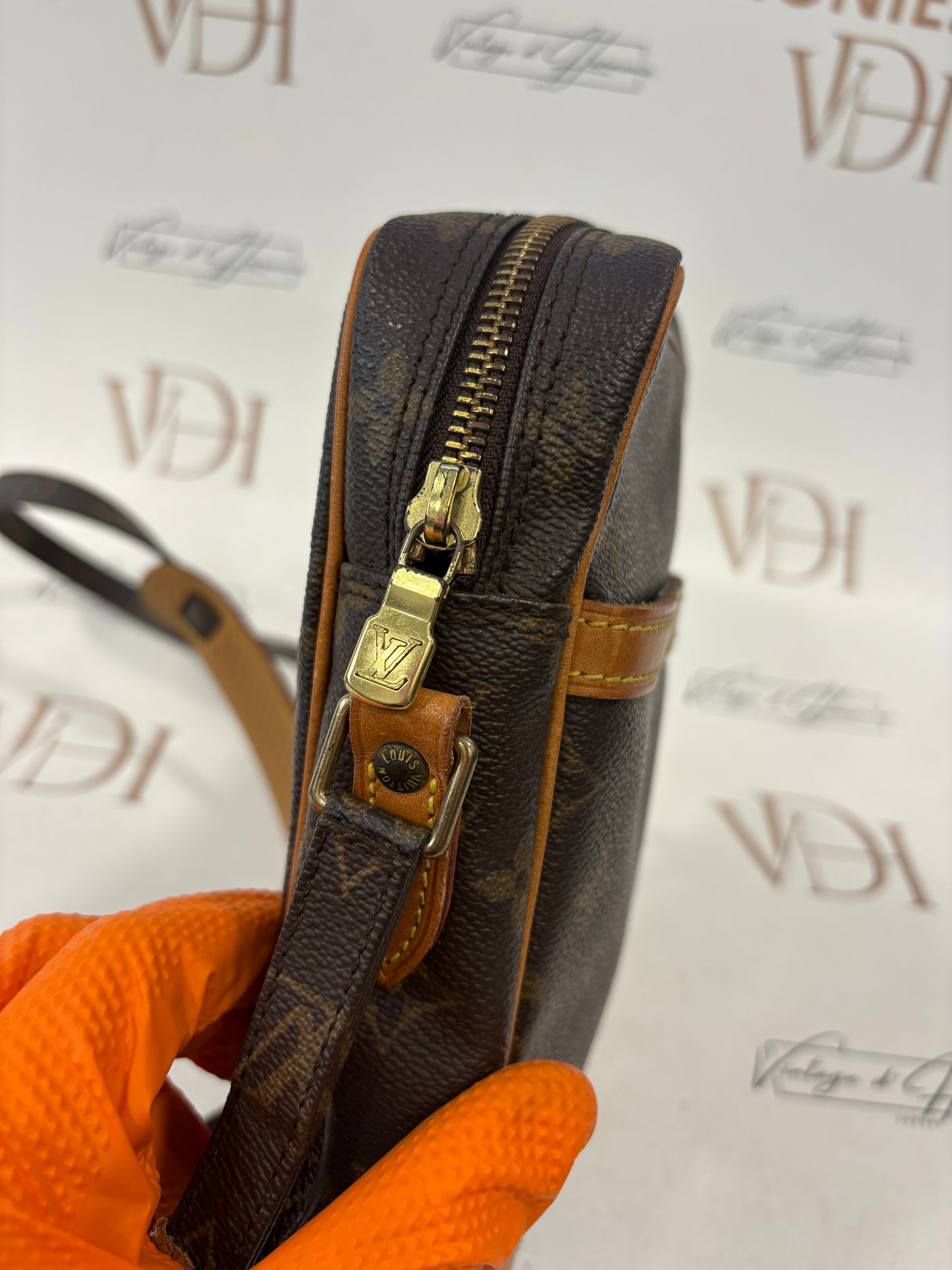 018919 - Louis Vuitton Danube