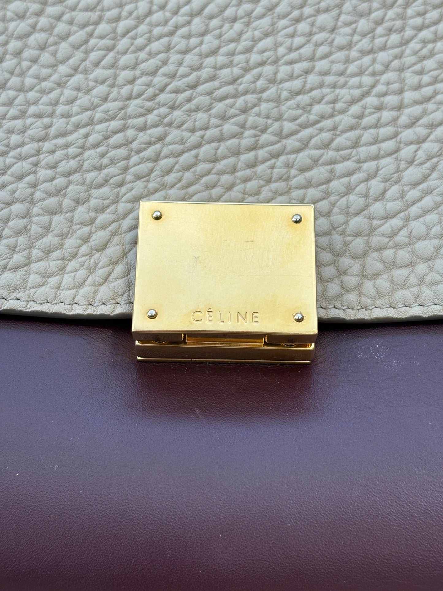 383733 - Céline Trapeze