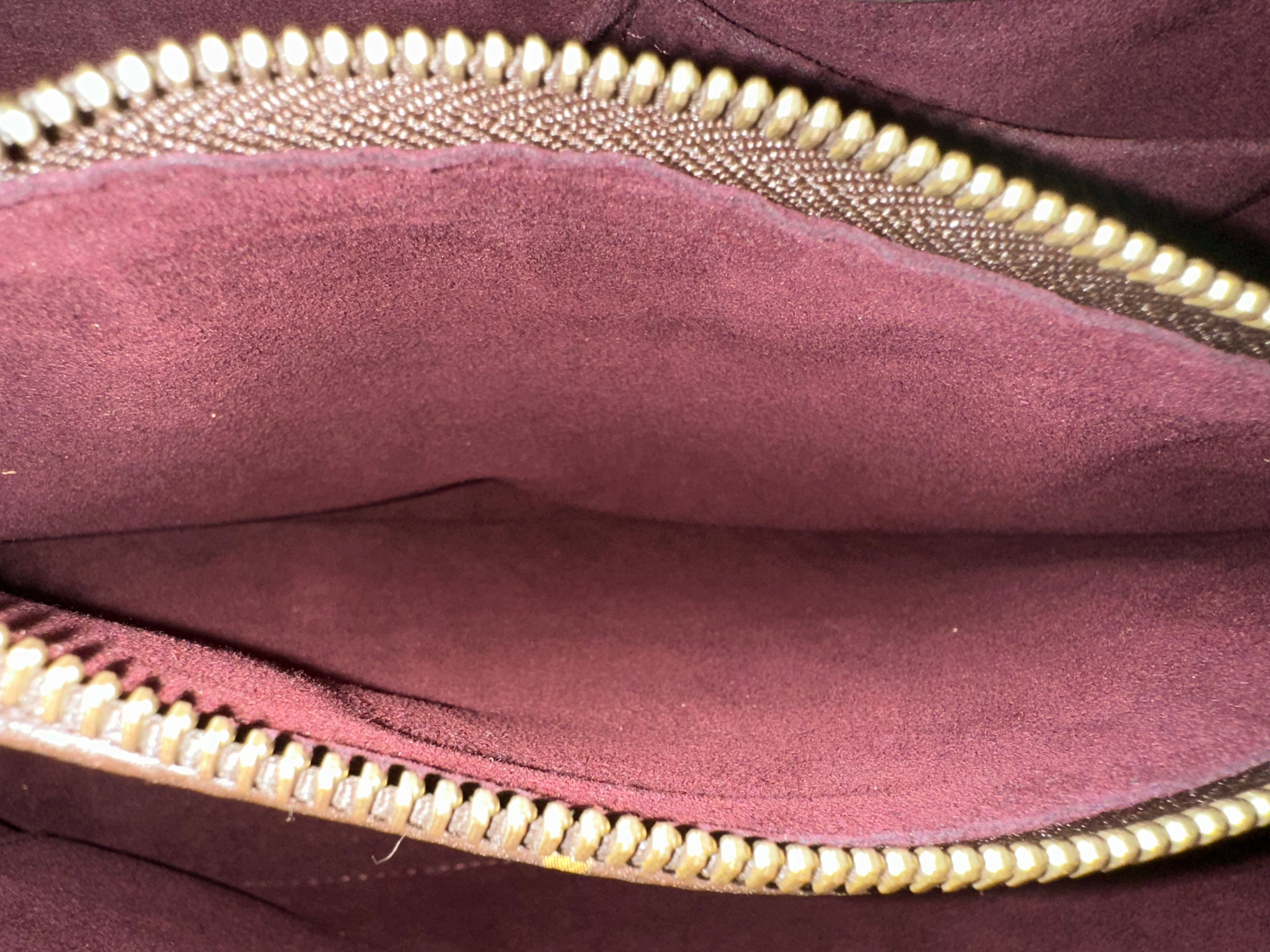 Louis Vuitton Montaigne