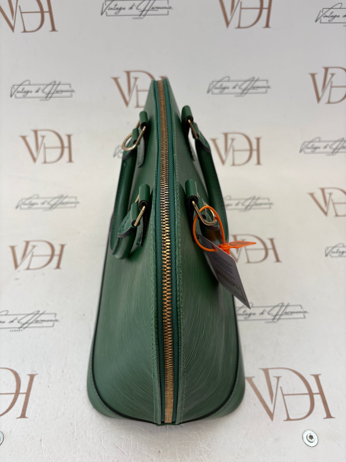 018575 - Louis Vuitton Green Epi Alma