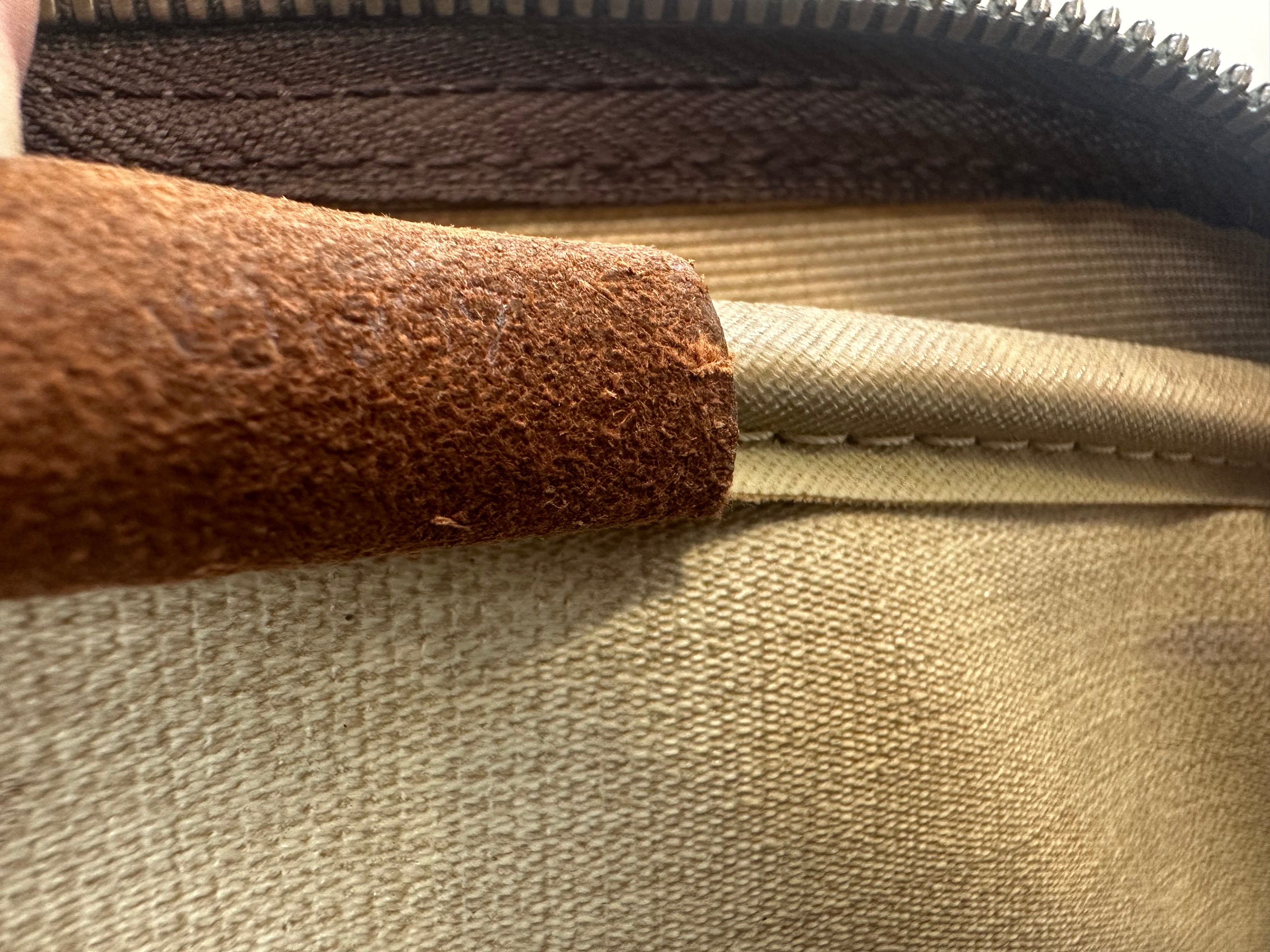 Louis Vuitton Deauville