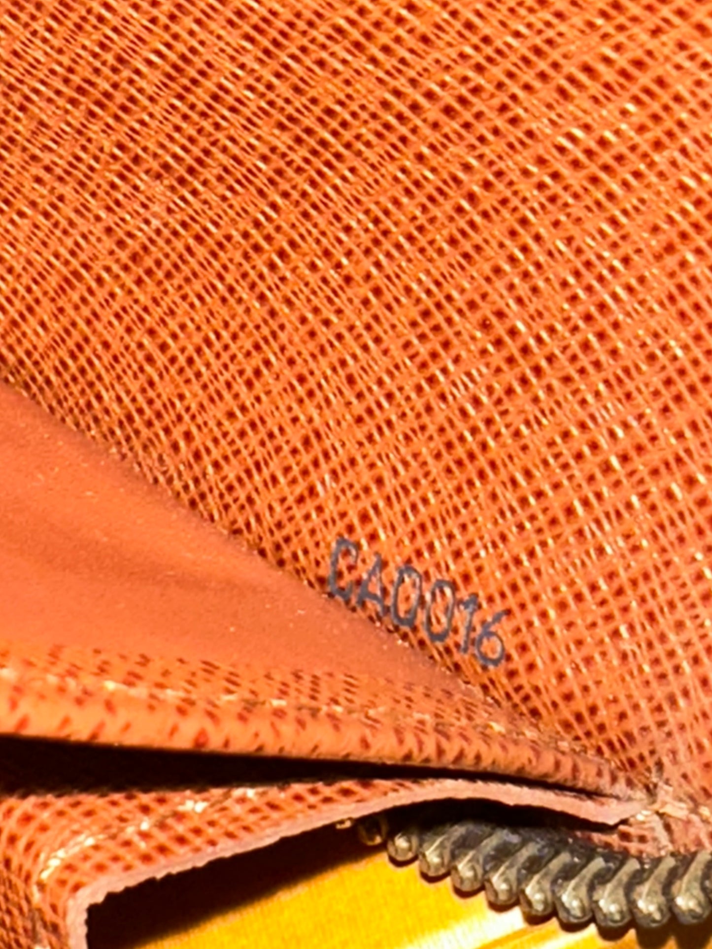 Louis Vuitton Zippy Wallet