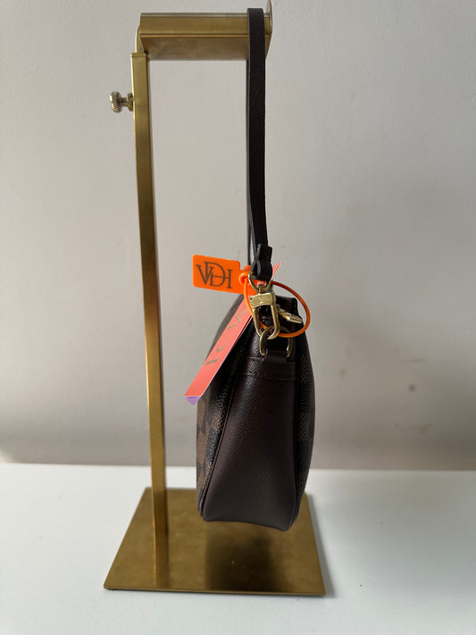 Louis Vuitton Pochette Damier