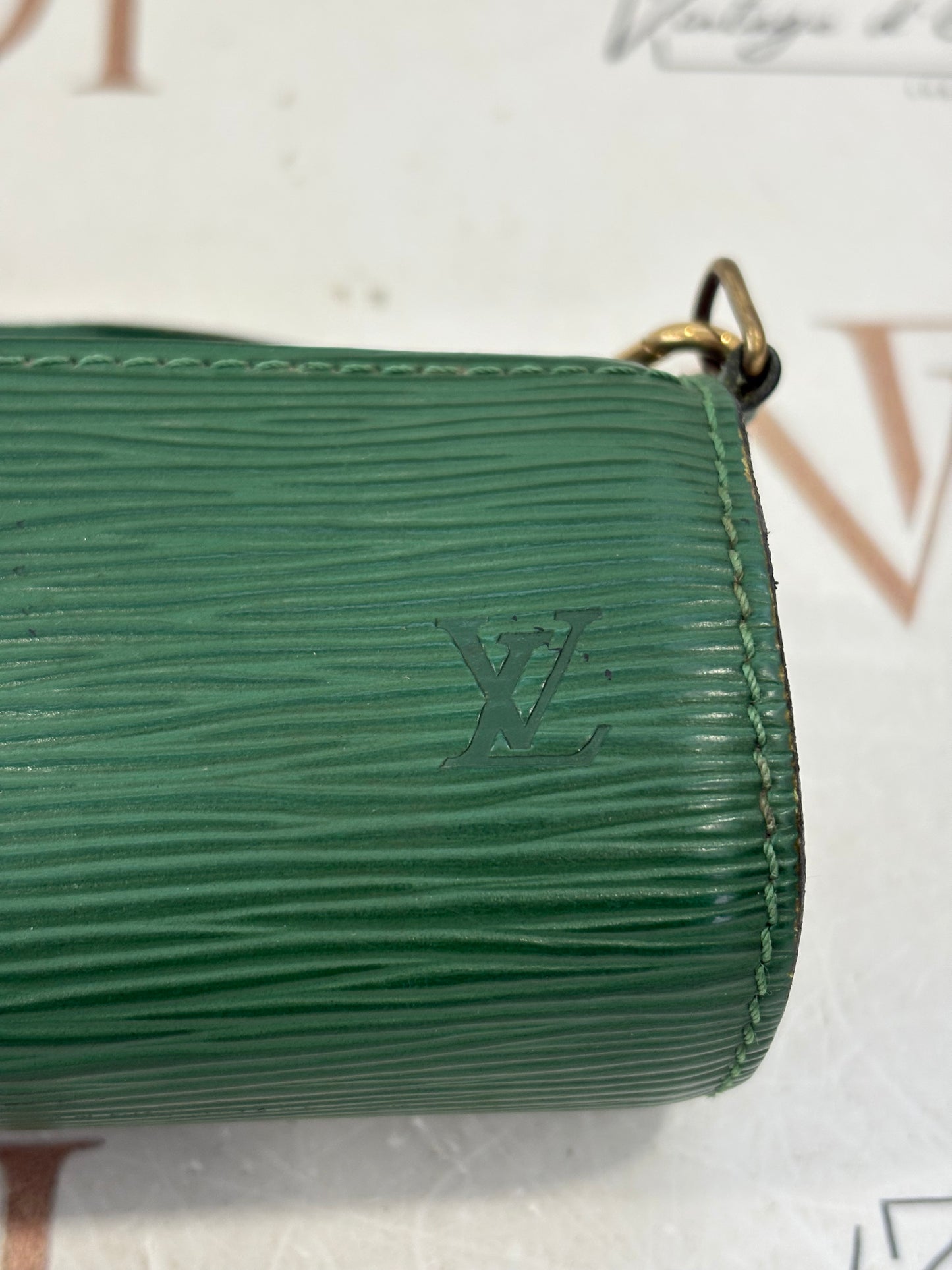 018206 - Louis Vuitton Green Epi