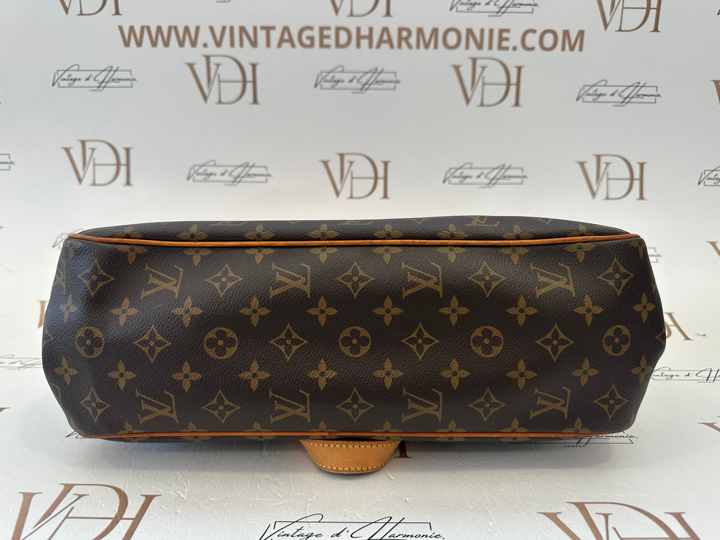 017946 - Louis Vuitton Batignolles Horizontal
