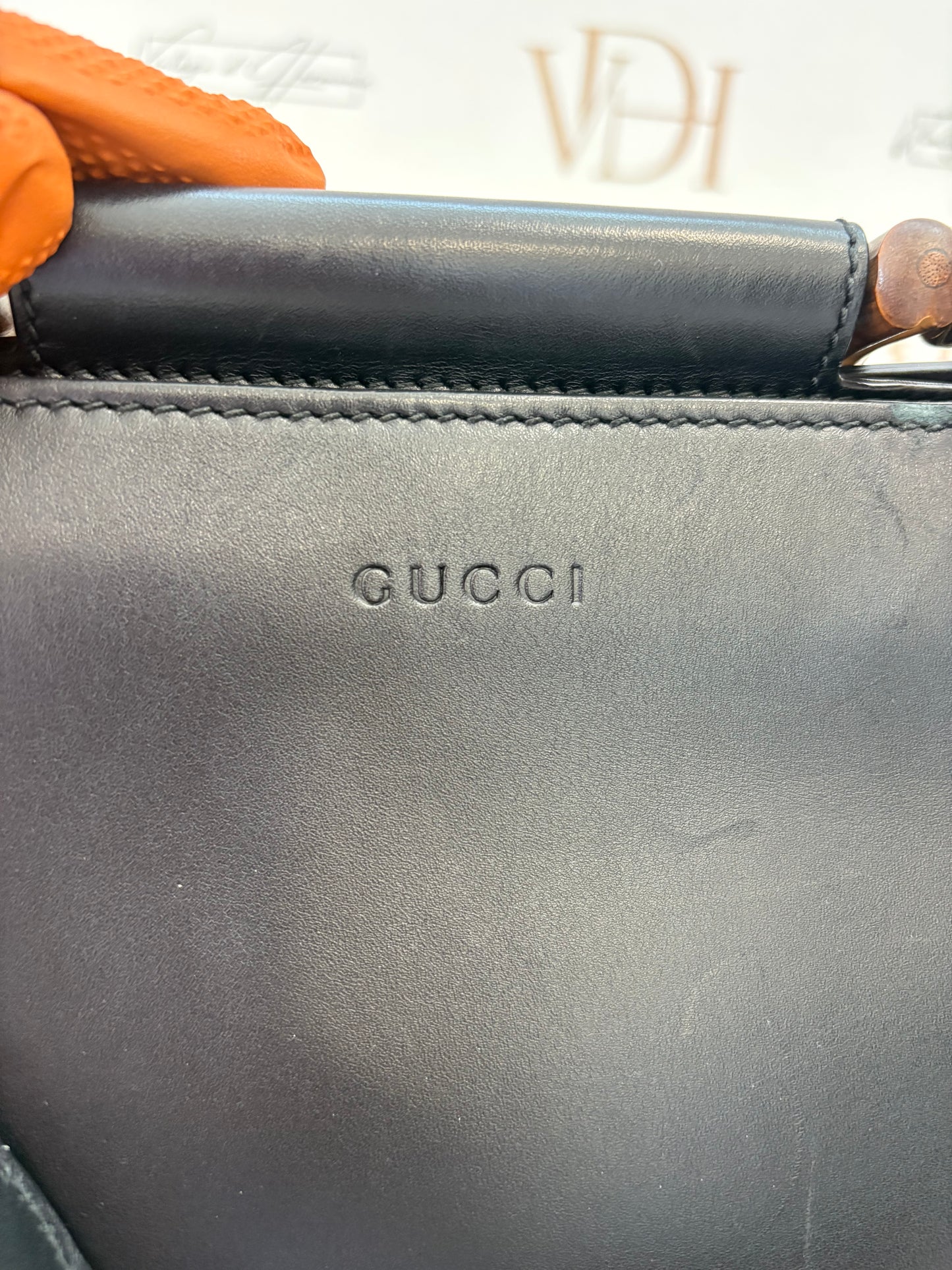 383841 - Gucci Nymphaea