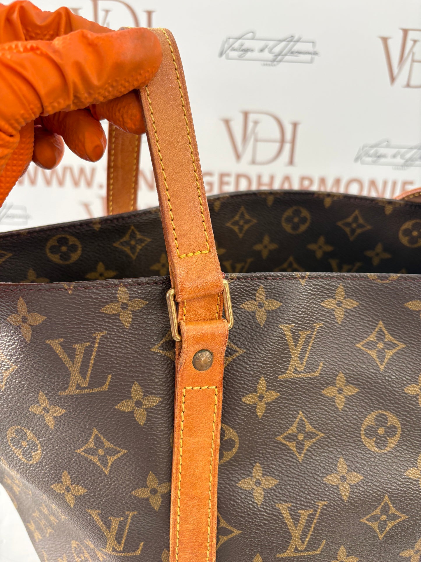 018617 - Louis Vuitton Sac Shopping