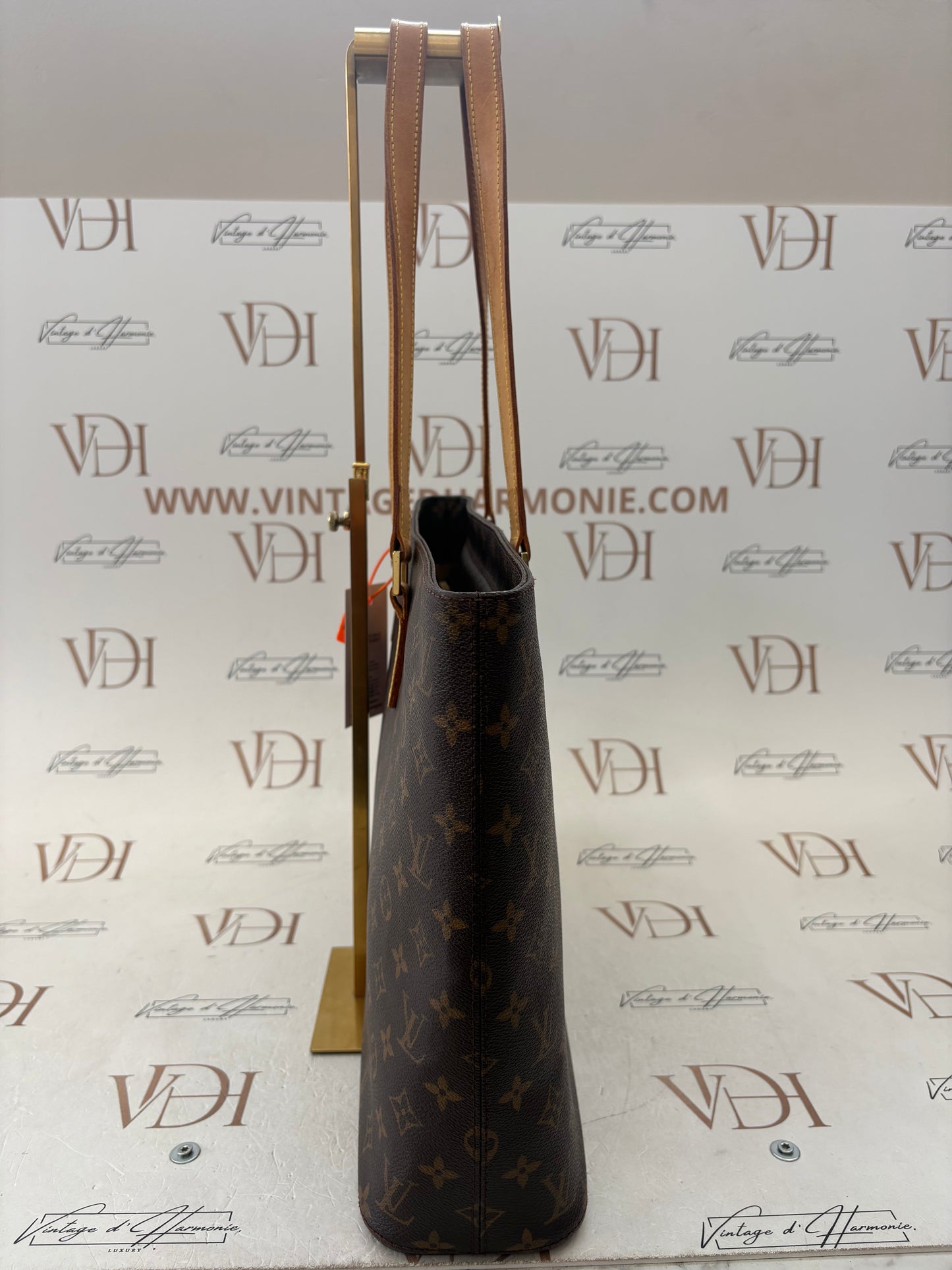 018623 - Louis Vuitton Luco