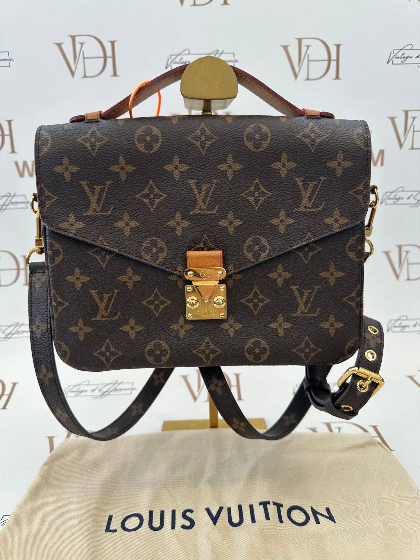382659 - Louis Vuitton Metis