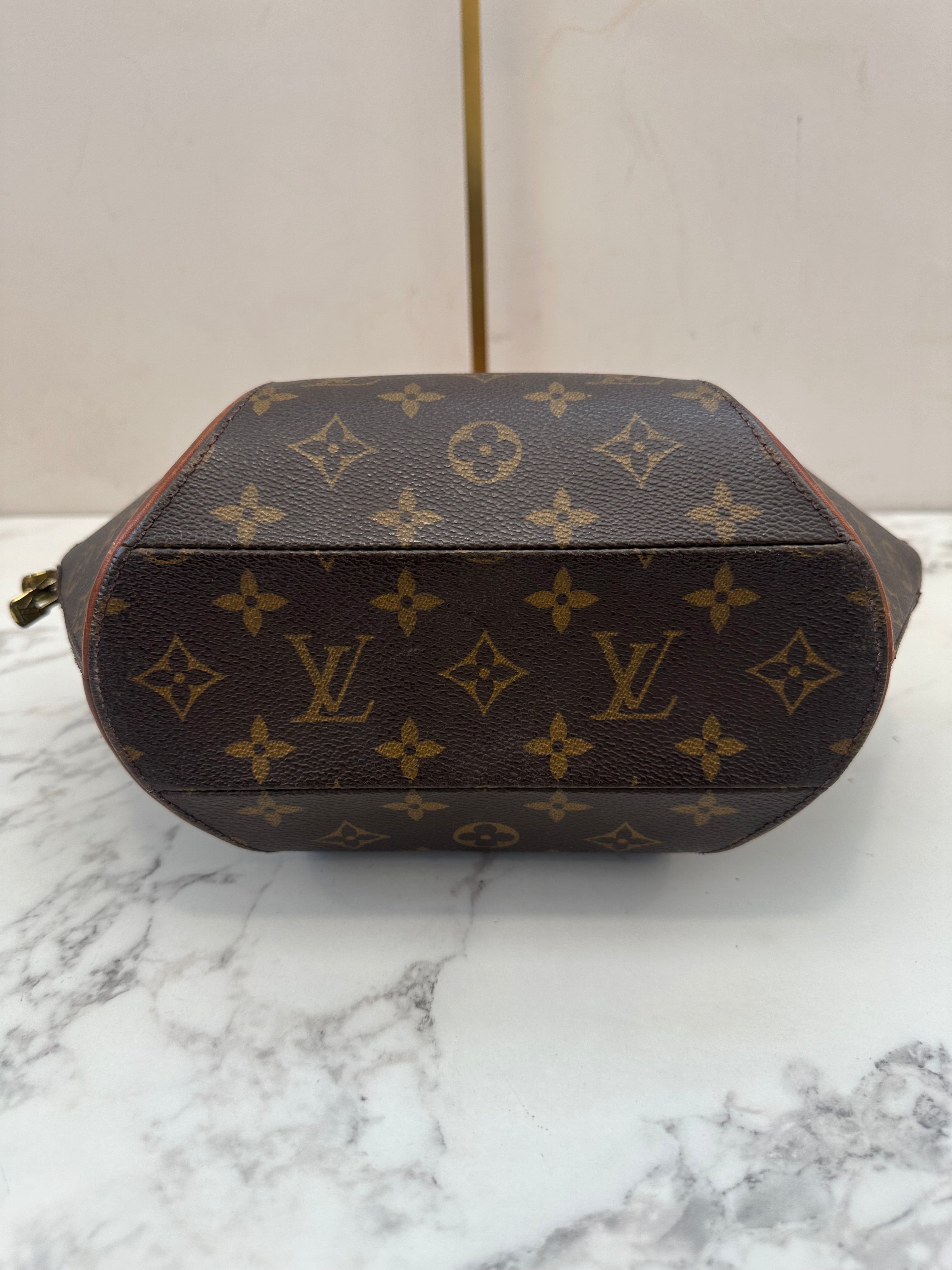 Louis Vuitton Ellipse PM