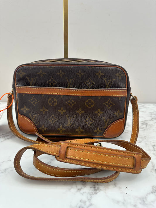 Louis Vuitton Trocadero 24