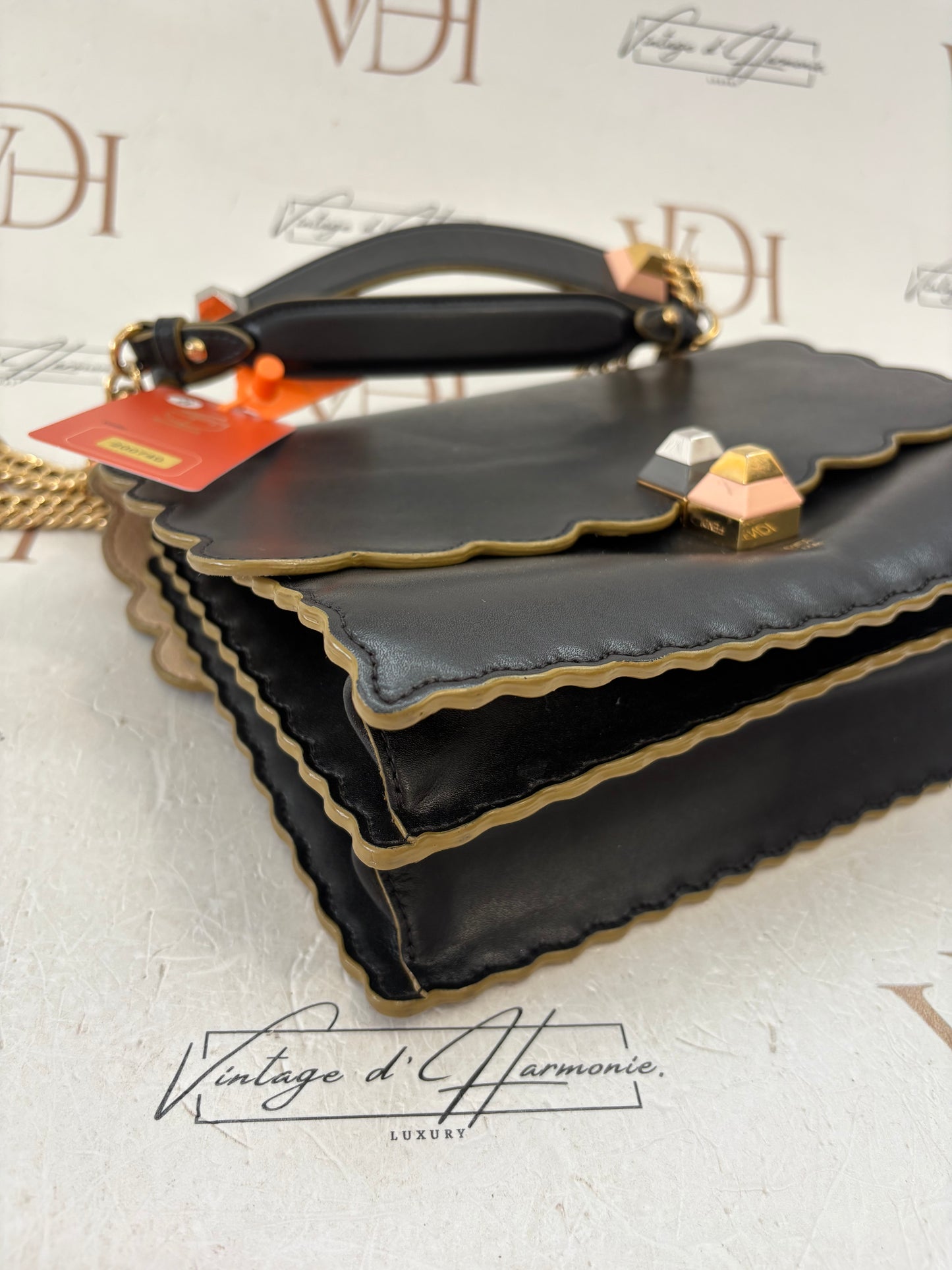 200740 - Fendi Kan