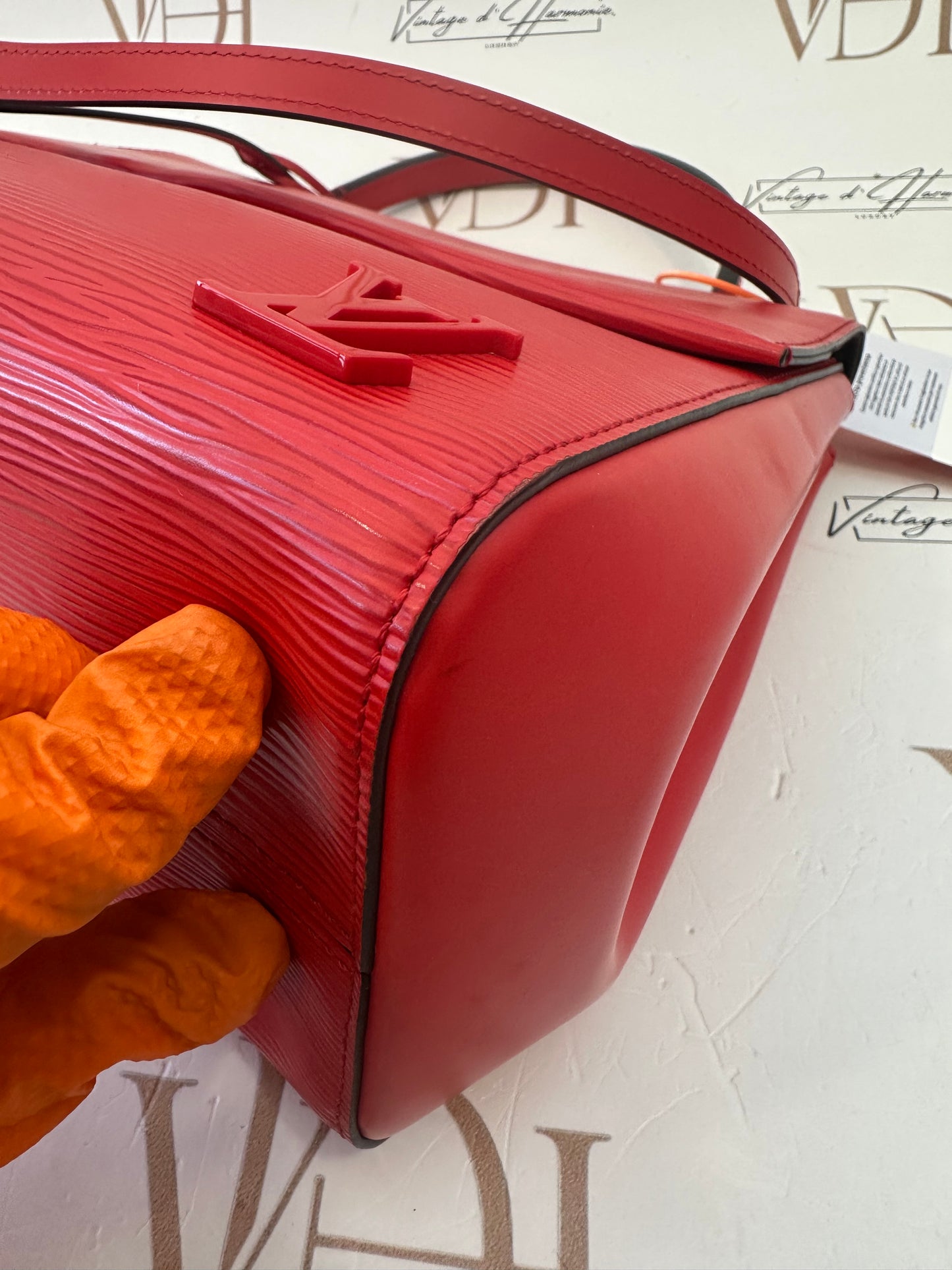 382649 - Louis Vuitton Cluny