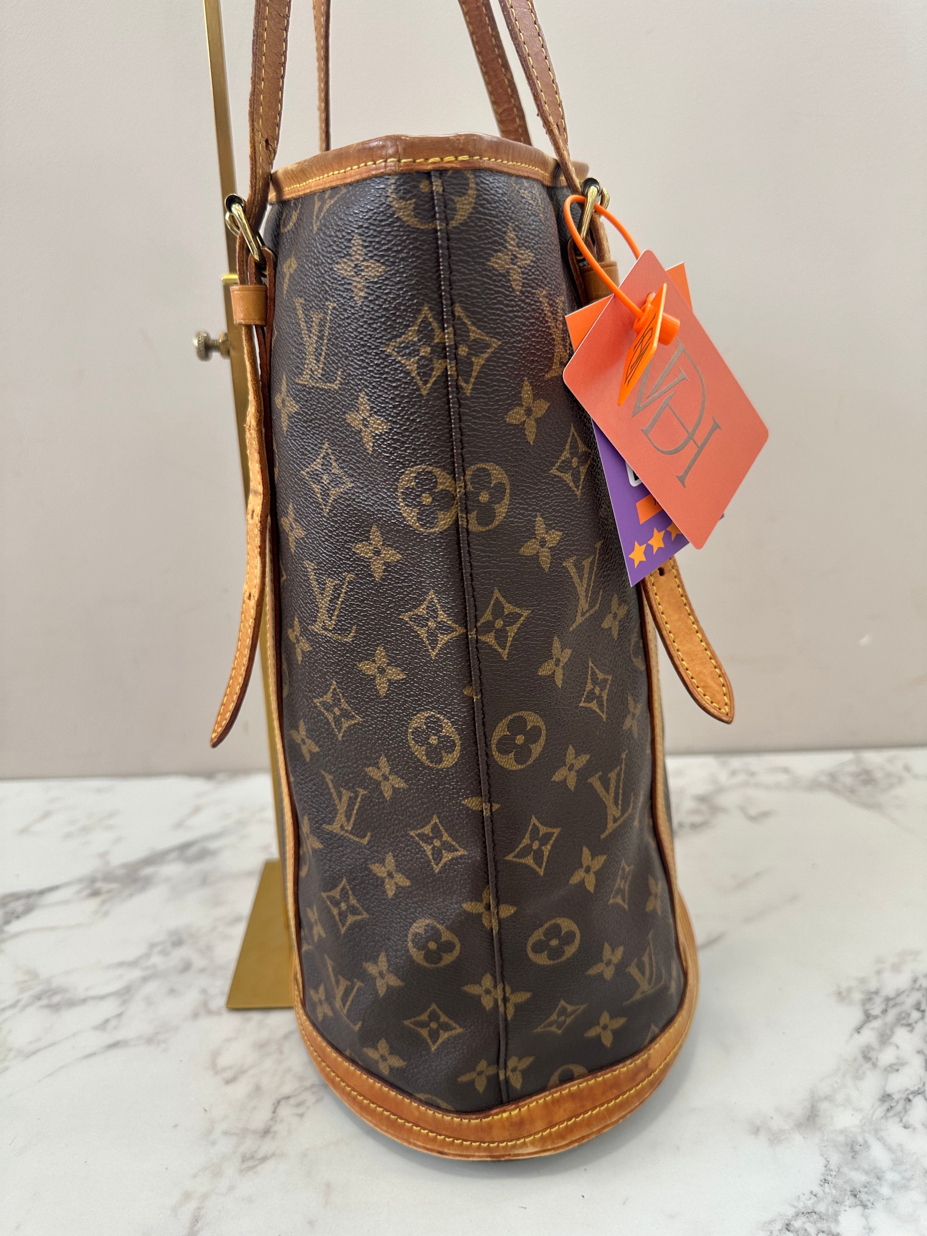 Louis Vuitton Bucket GM