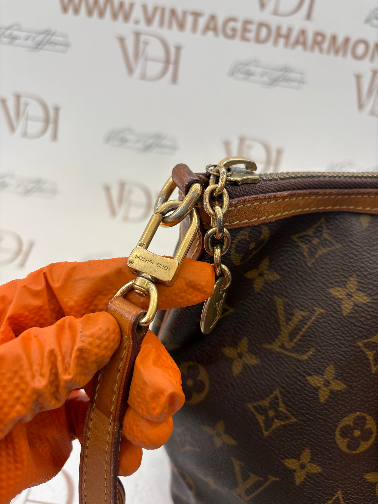 200884 - Louis Vuitton Palermo