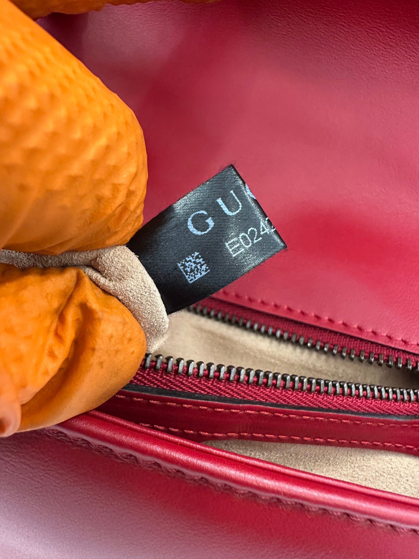 382209 - Gucci GG Marmont