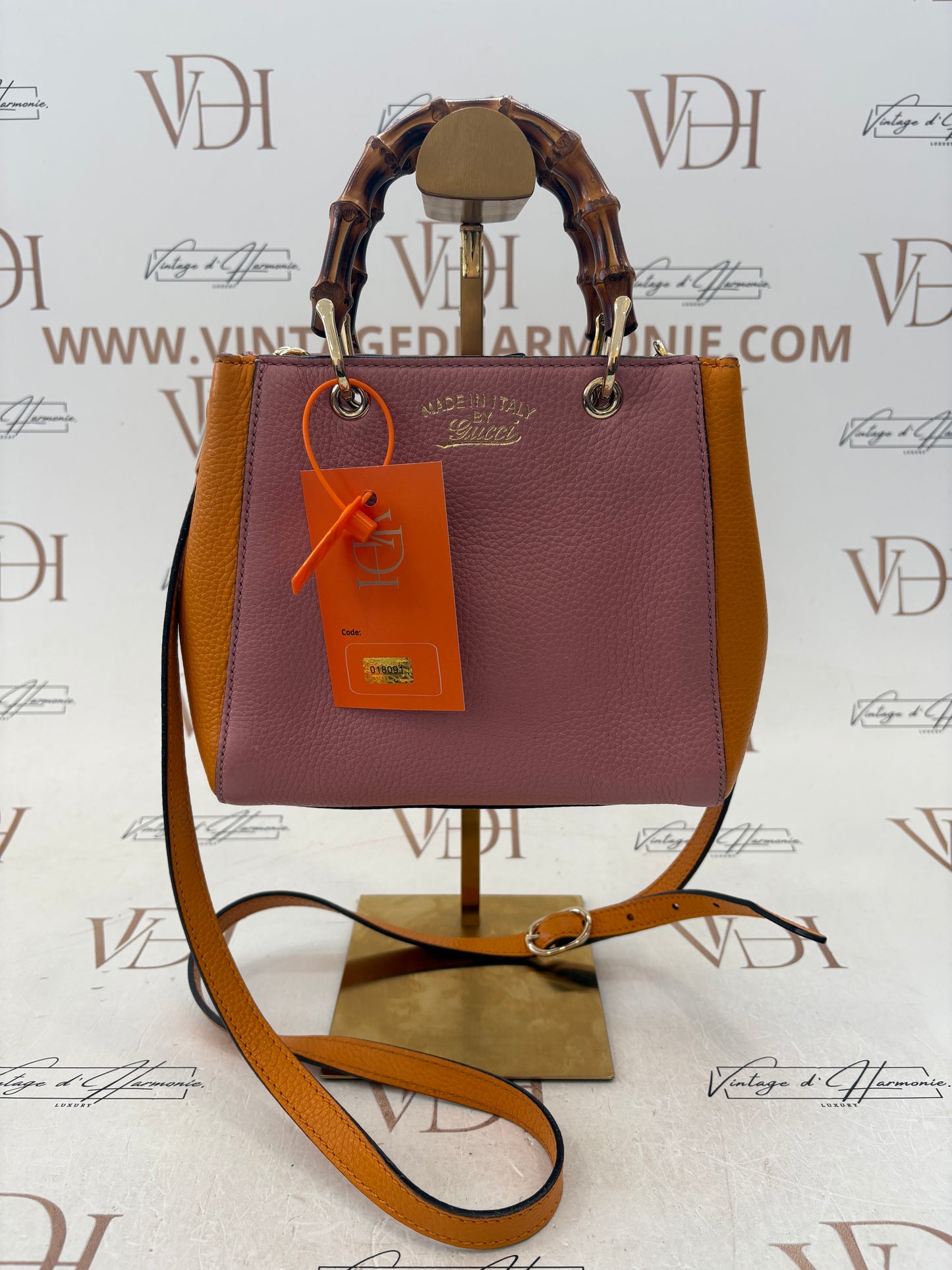 018091 - Gucci Pink Bamboo