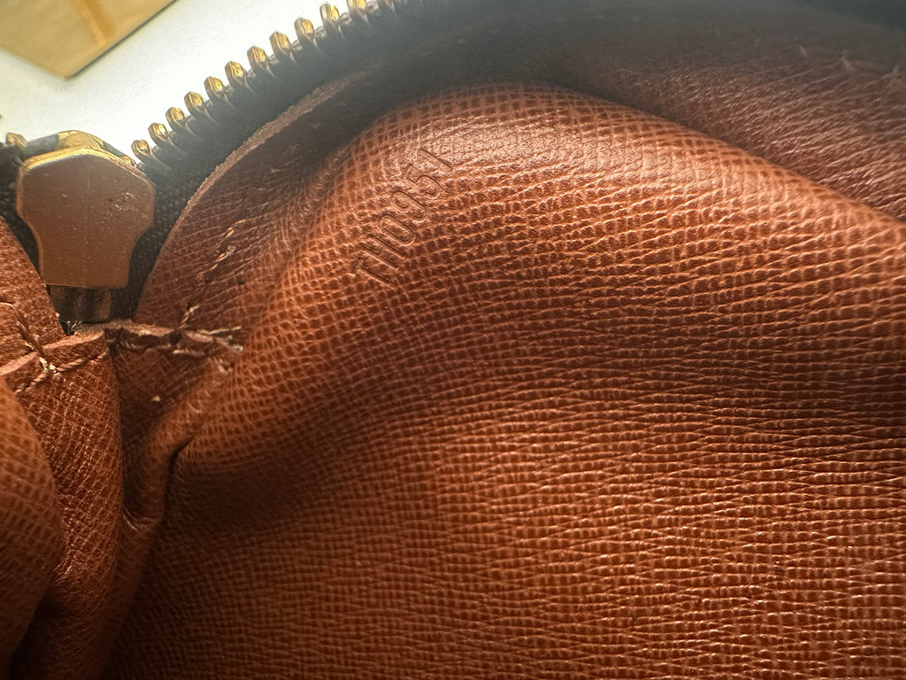 Louis Vuitton Dragonne GM