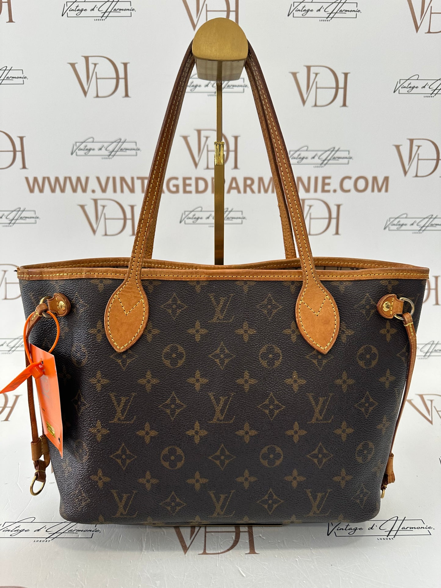 017901 - Louis Vuitton Neverfull PM