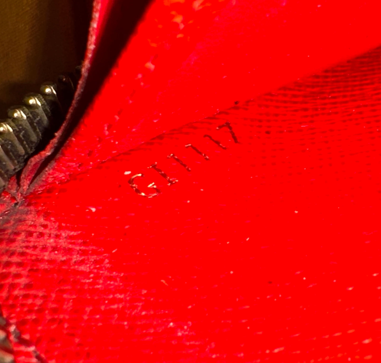 Louis Vuitton Zippy