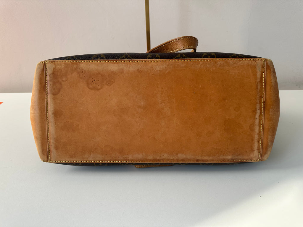 Louis Vuitton Cabas Mezzo