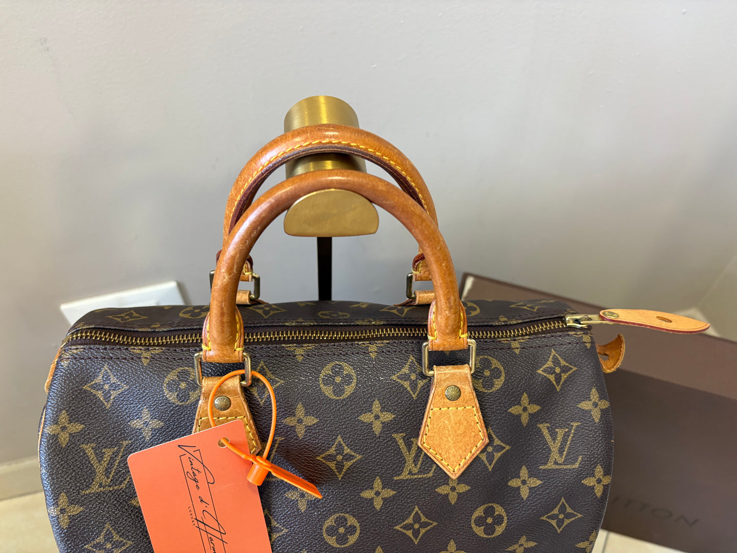 Louis Vuitton Speedy 30