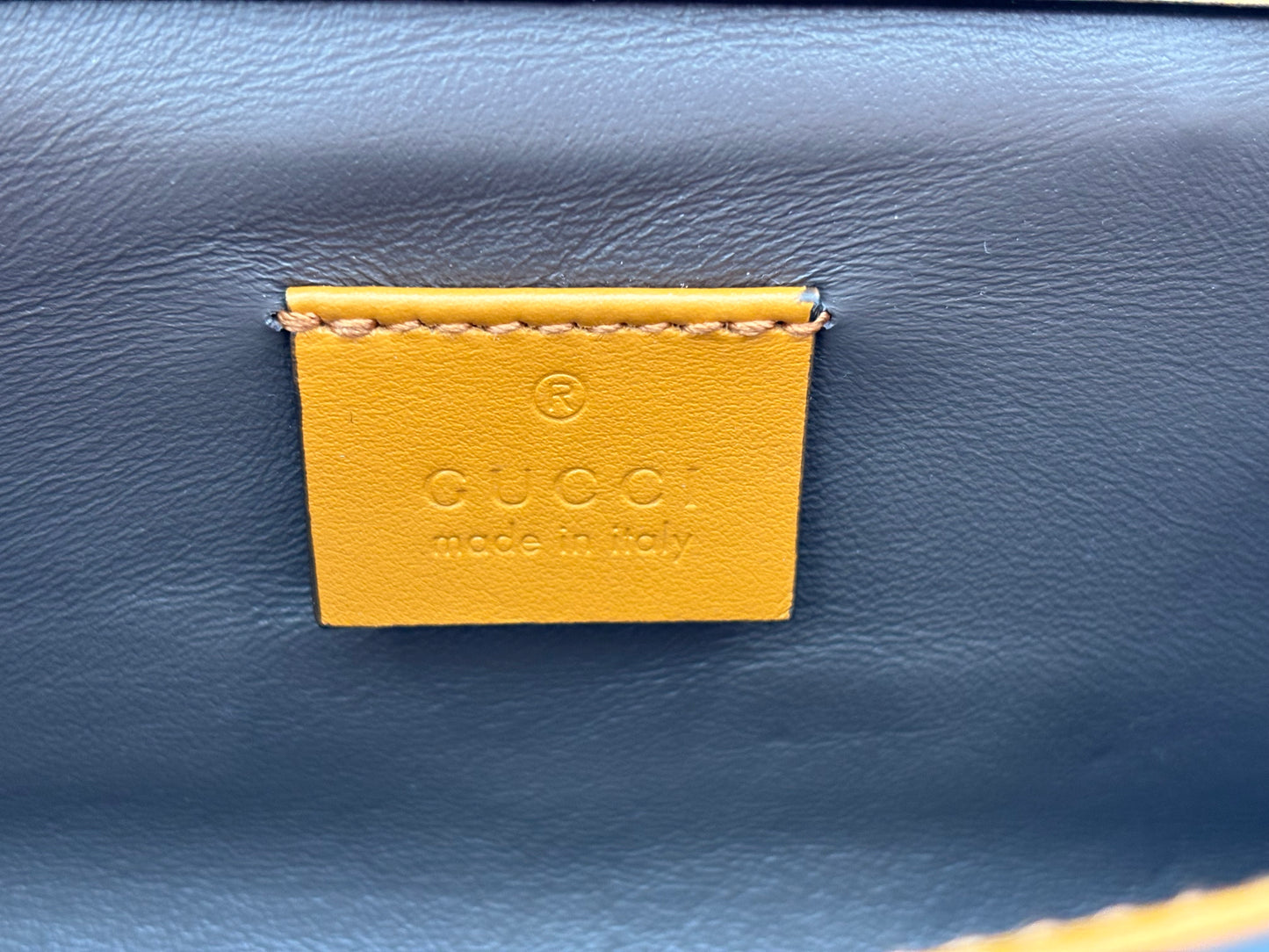 383747 - Gucci Zumi