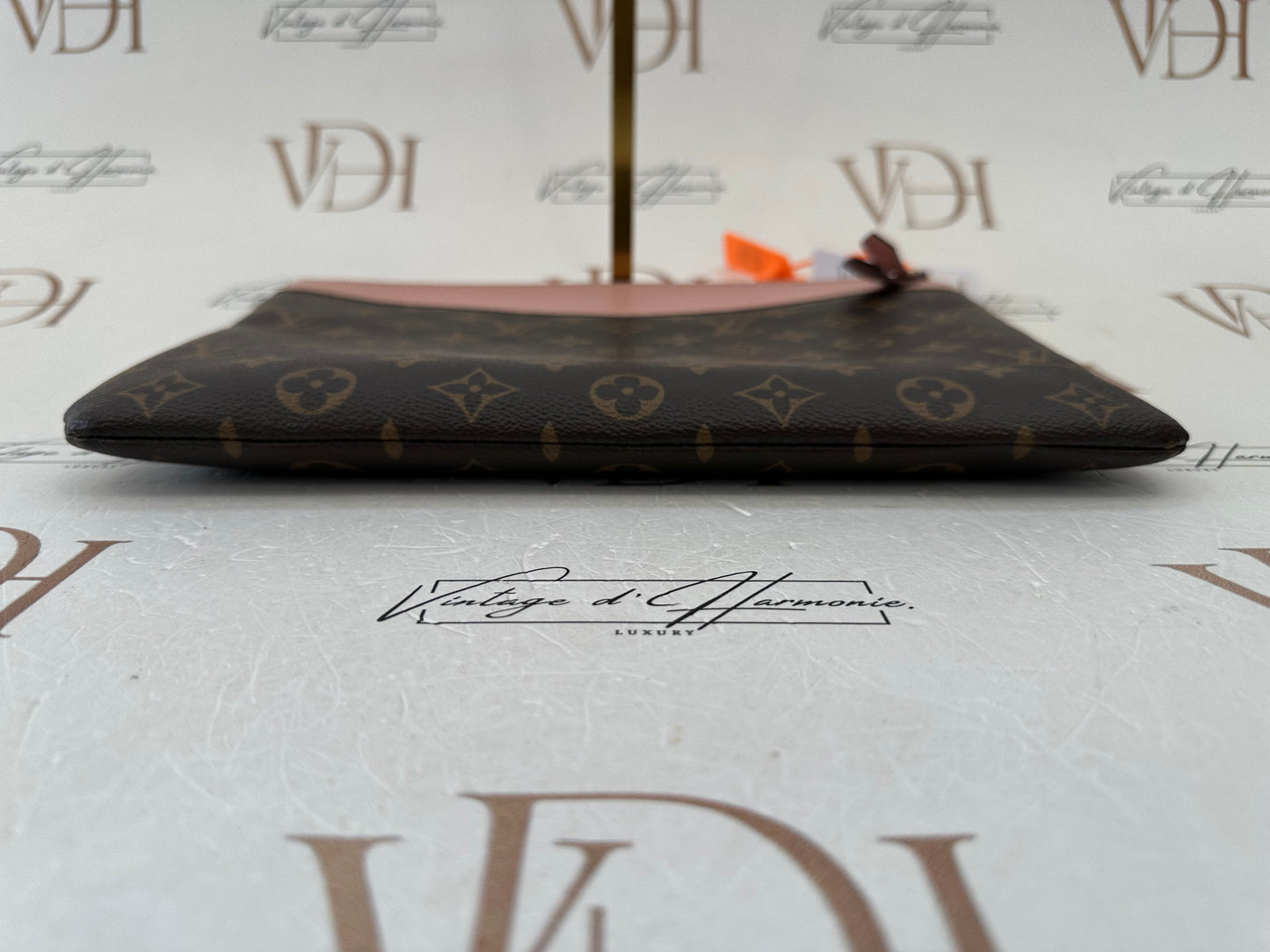382895 - Louis Vuitton Daily