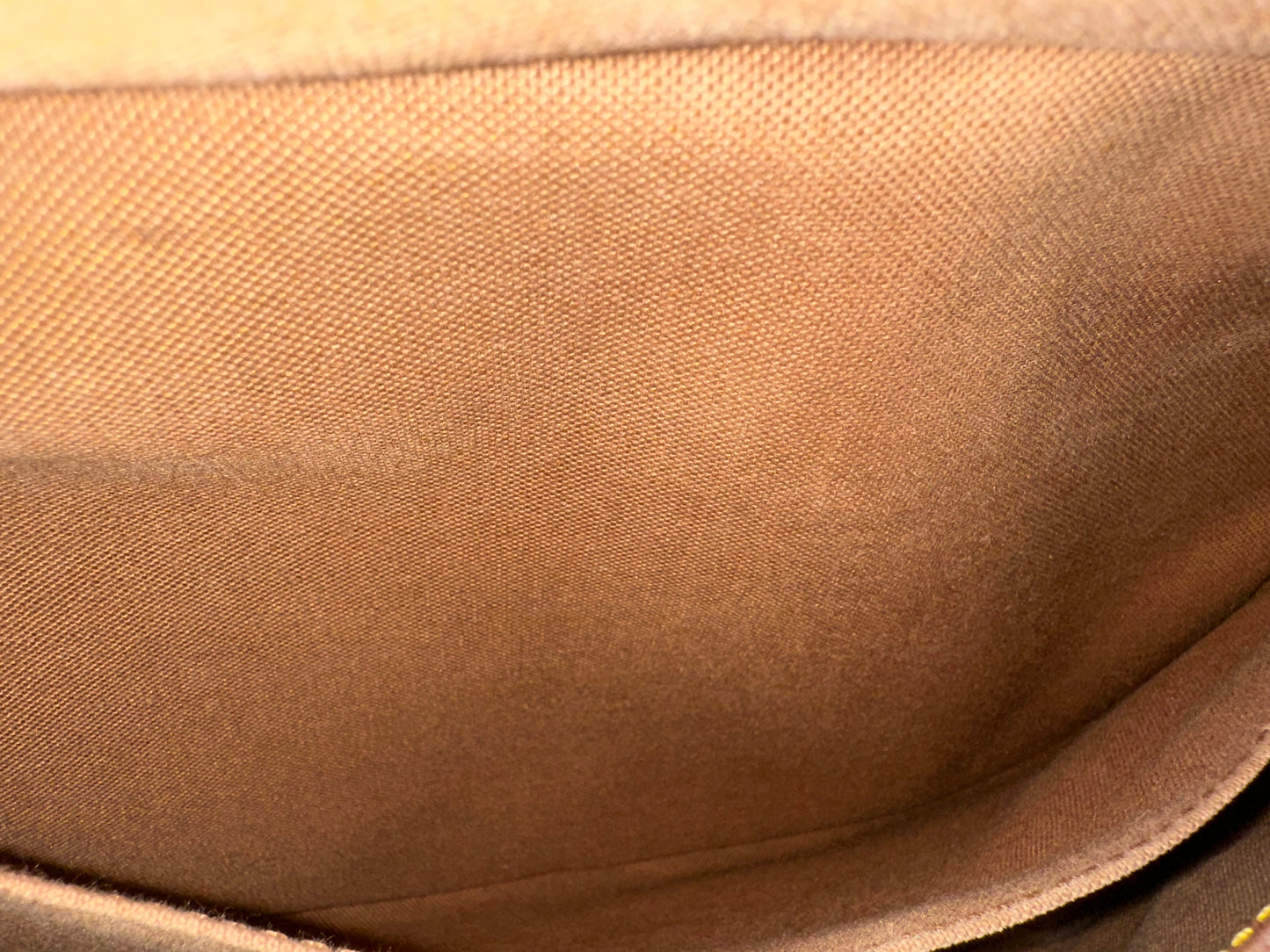 Louis Vuitton Saumur 30