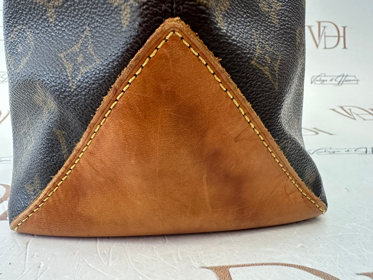 017875 - Louis Vuitton Cabas Mezzo