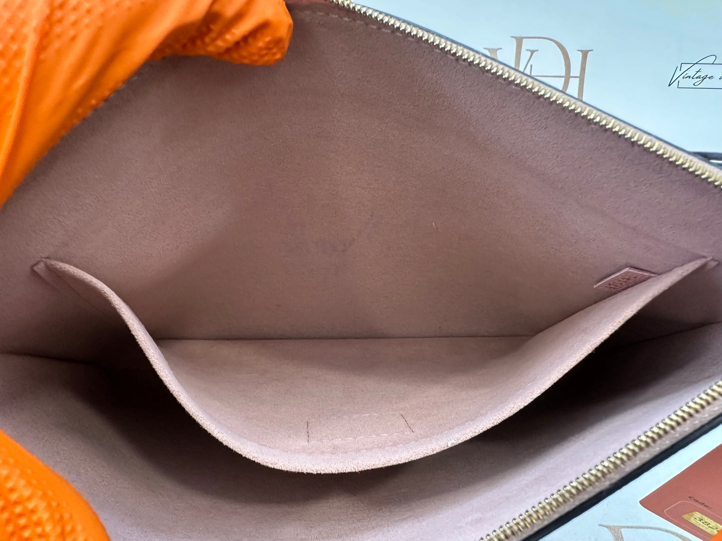 382895 - Louis Vuitton Daily