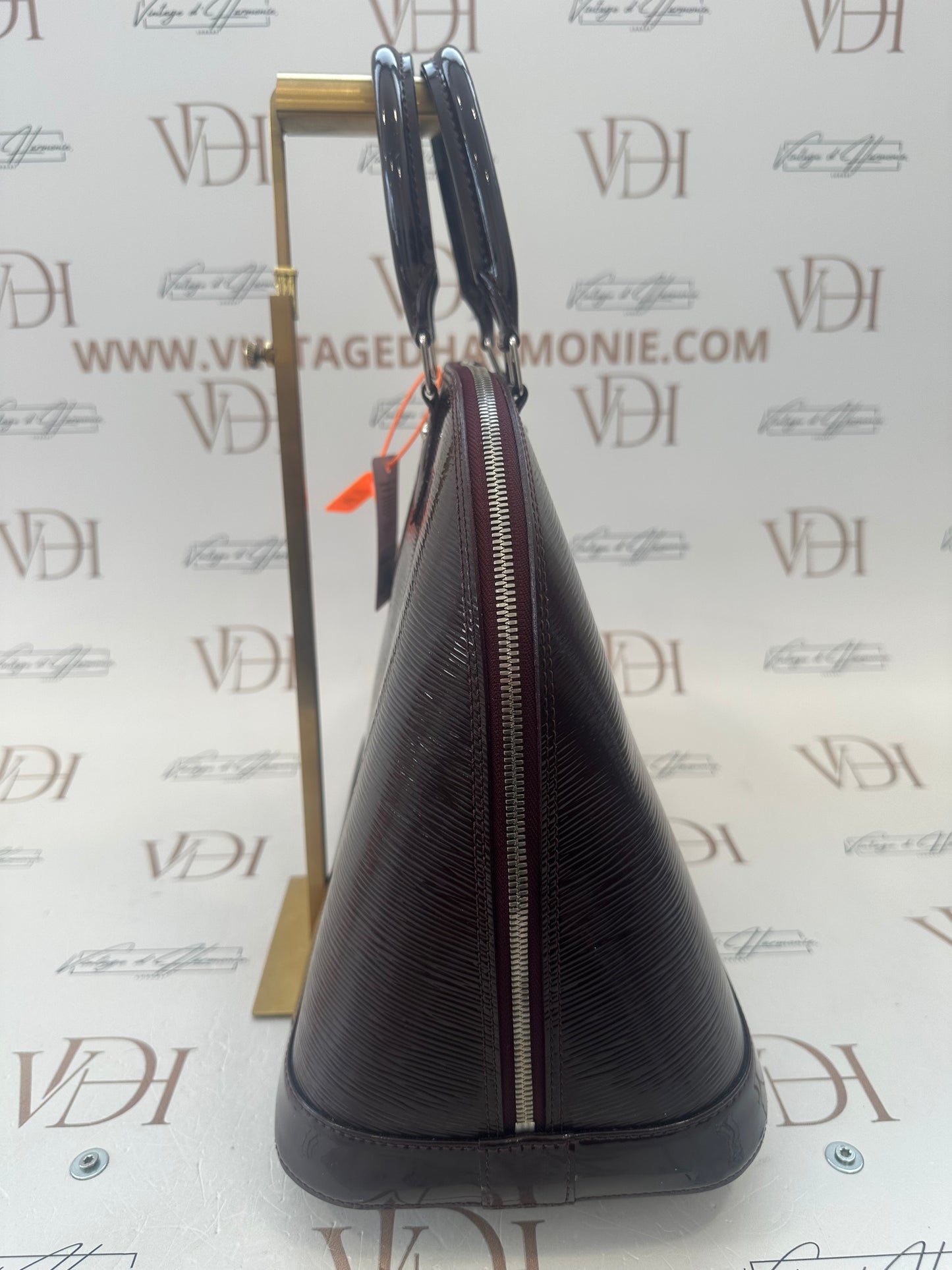 382864 - Louis Vuitton Alma GM