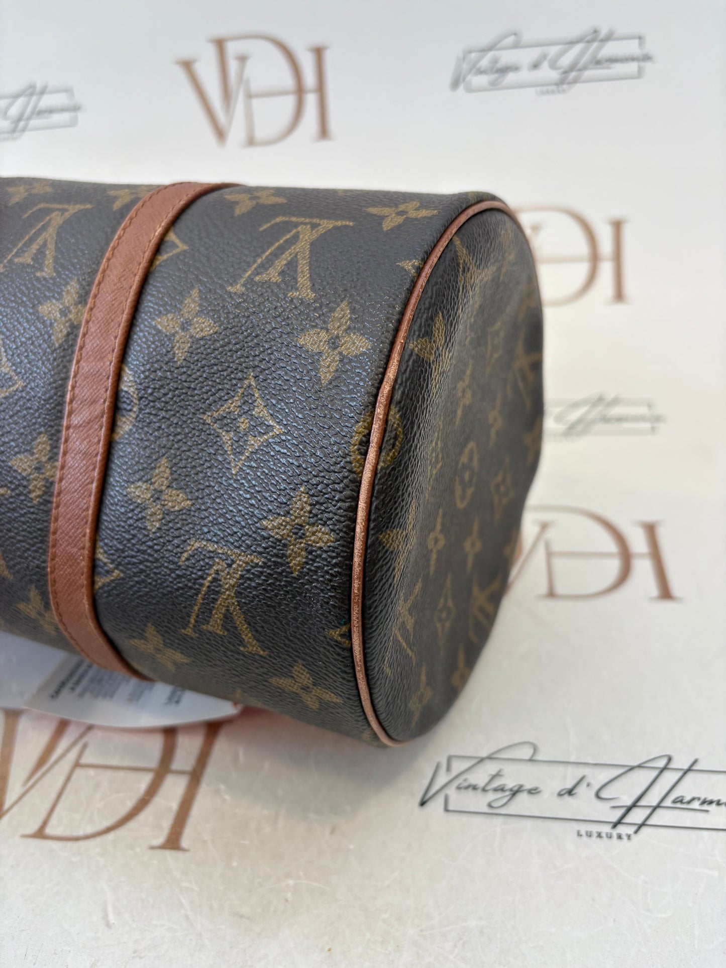 018992 - Louis Vuitton Papillon 30