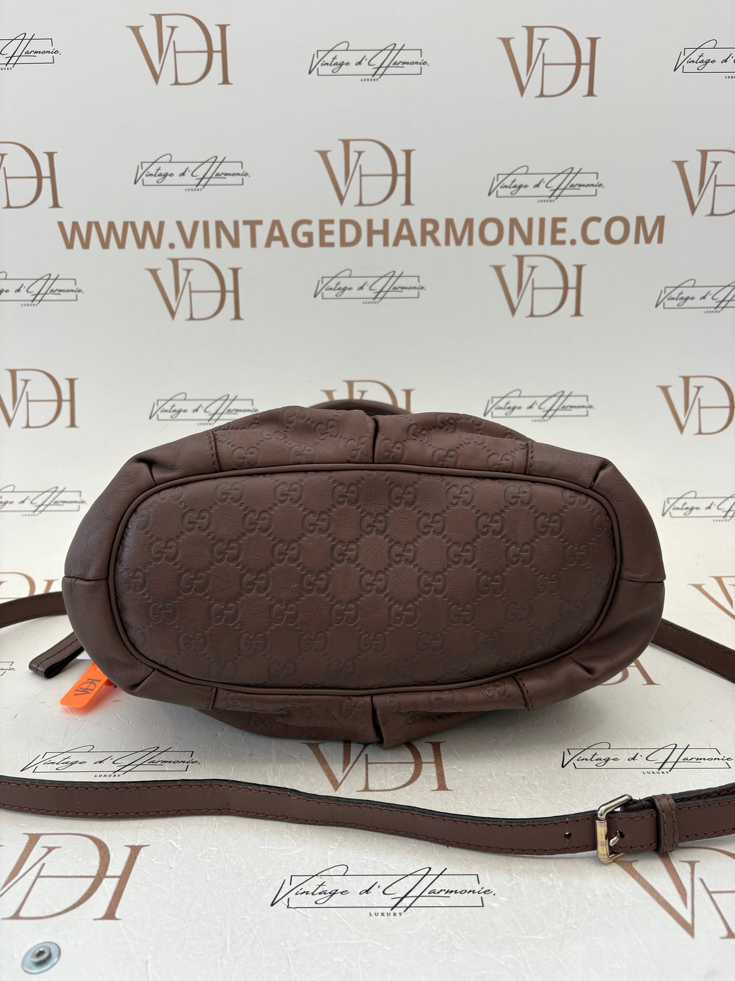 383232 - Gucci Sukey