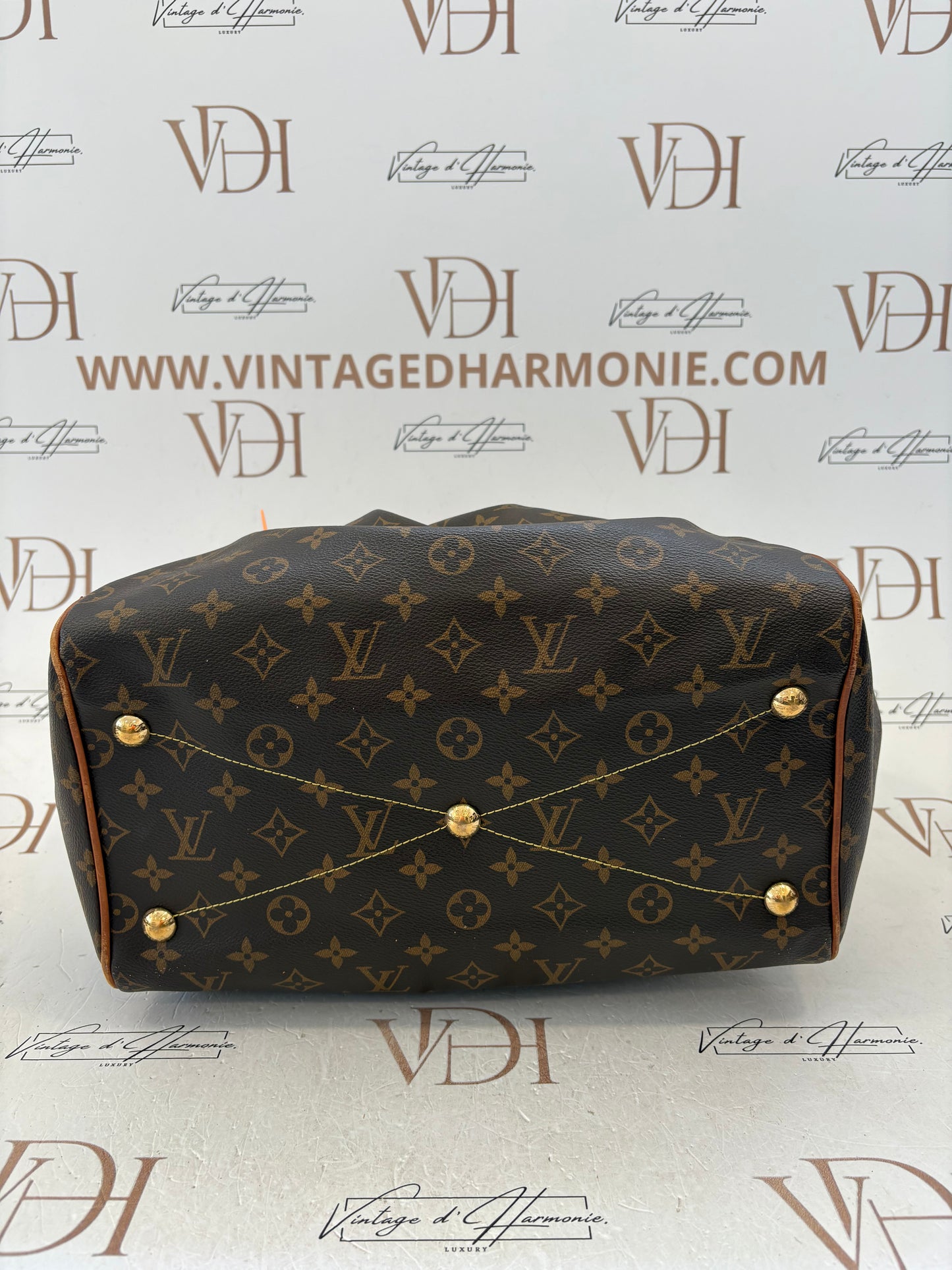 201401 - Louis Vuitton Tivoli