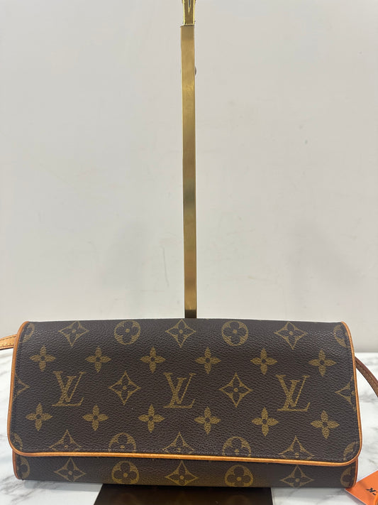 Louis Vuitton Pochette Twin GM
