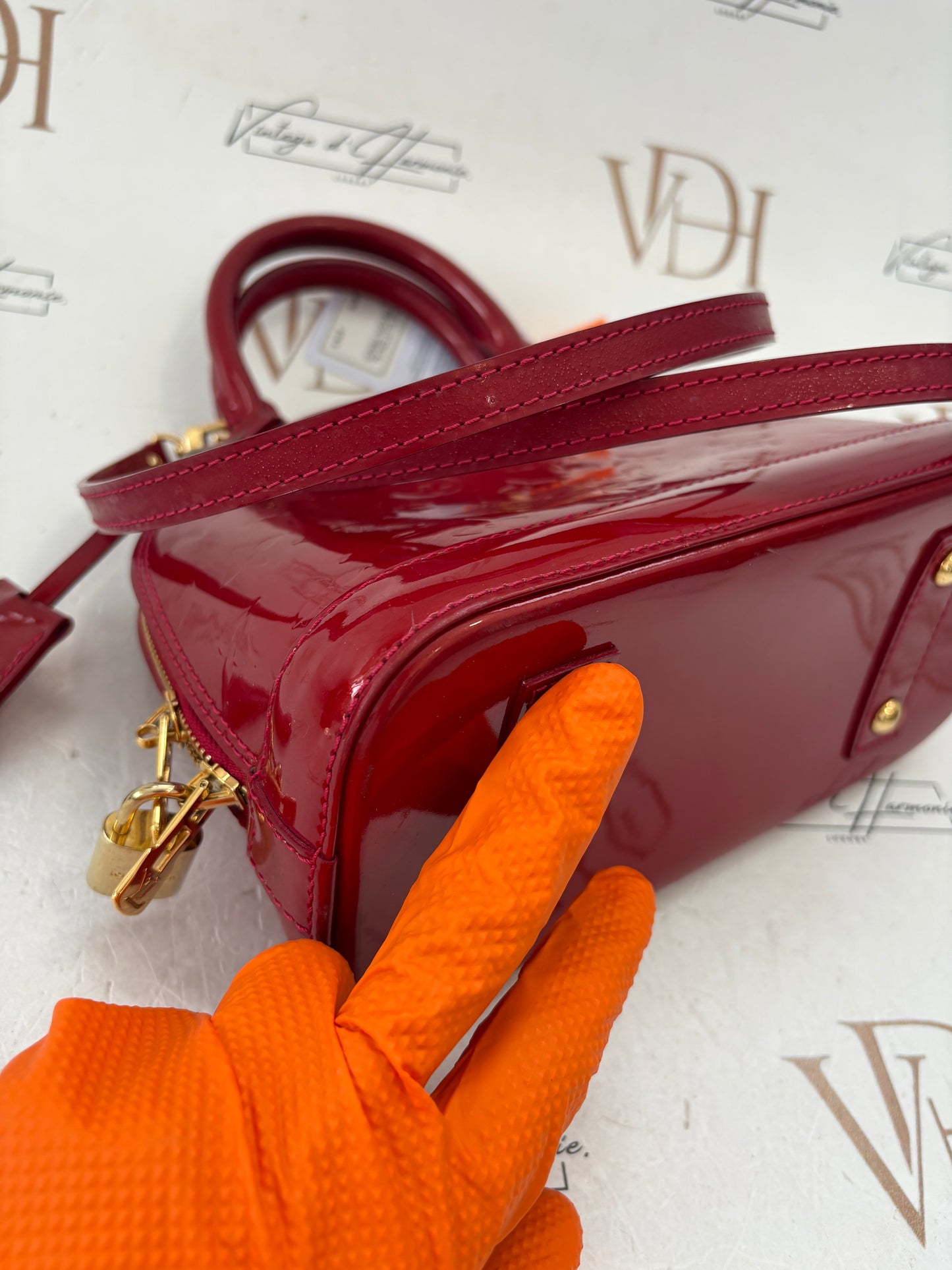 200879 - Louis Vuitton Alma BB