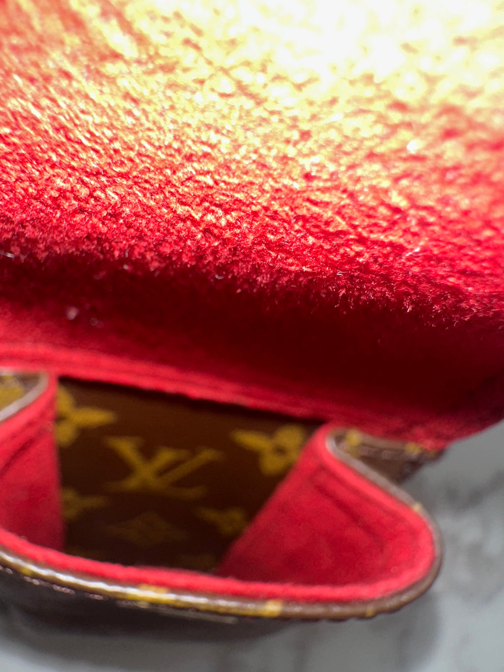 Louis Vuitton Exanthri cite