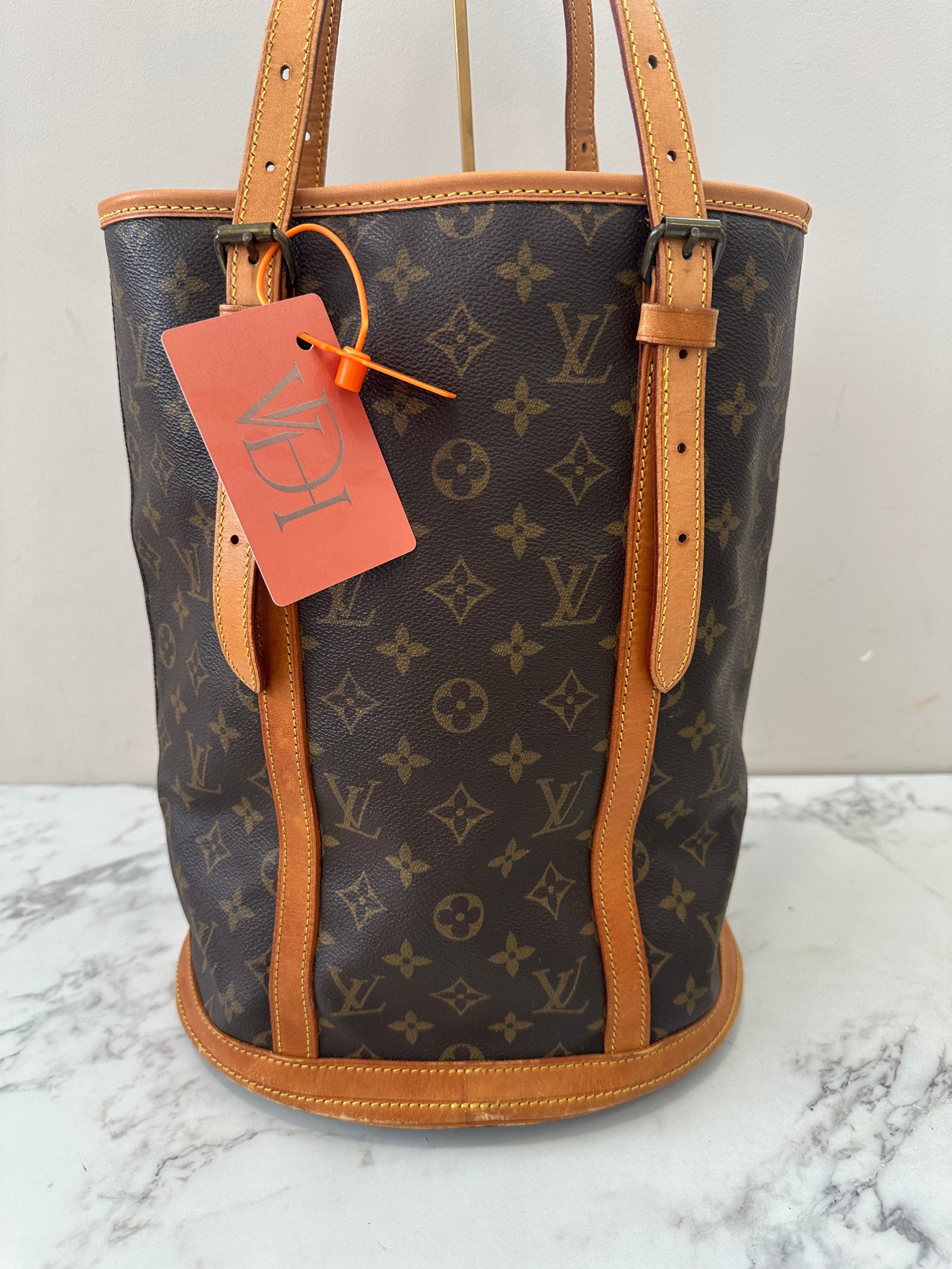 Louis Vuitton Bucket GM